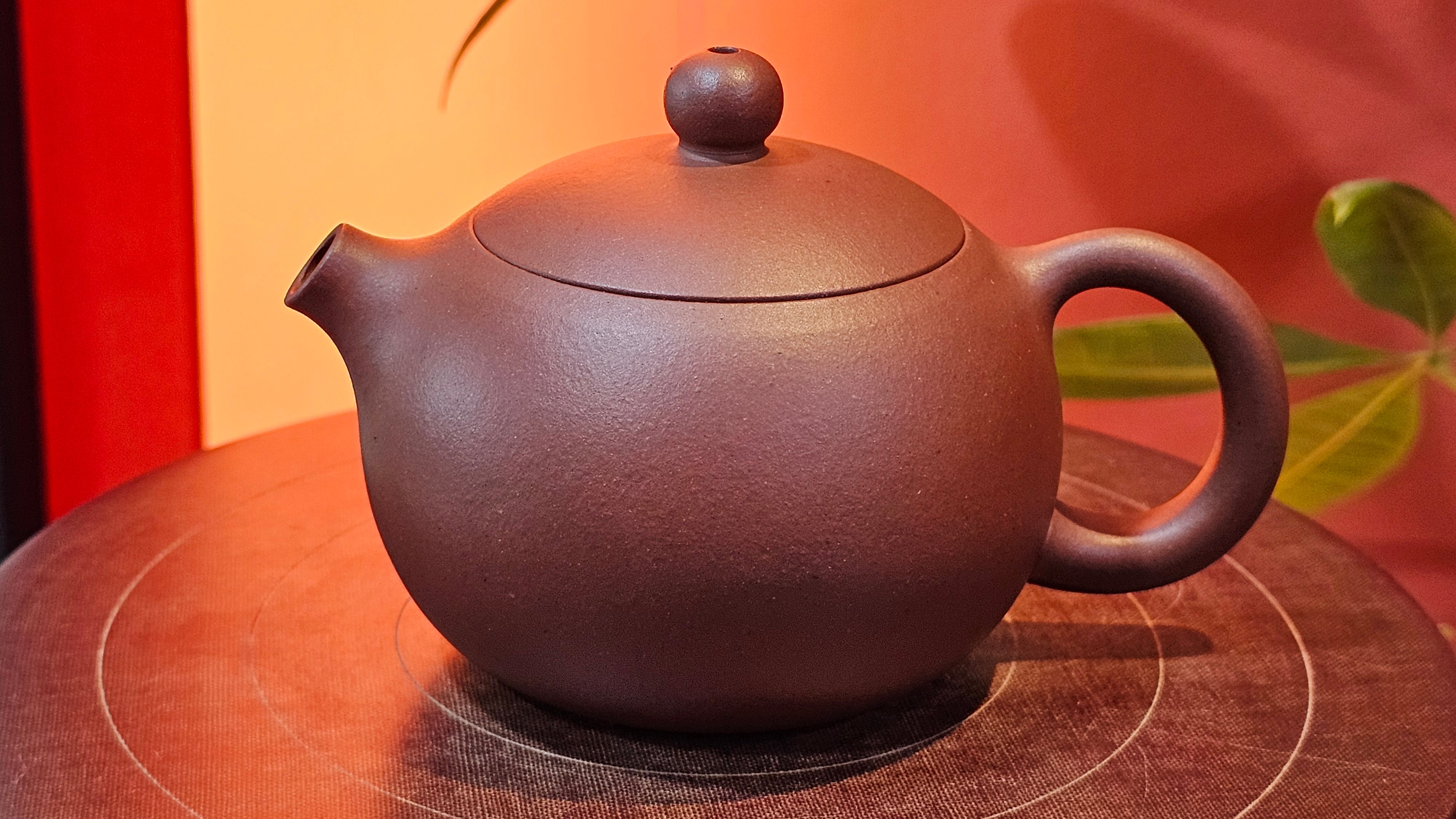 Xi Shi 西施, 160.7ml, Di Cao Qing Zi Ni 底槽青紫泥, by Craftsman Gu Xiao Ming 顾小明 ~ Congratulations to!Mr M.A.! 1528hrs 22nd August 2025, Salt Lake City, UT!