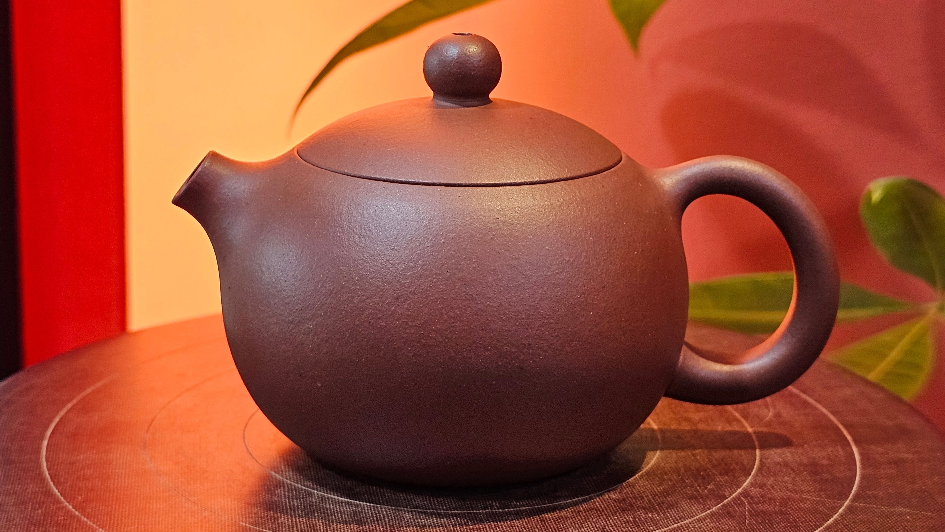 Xi Shi 西施, 160.7ml, Di Cao Qing Zi Ni 底槽青紫泥, by Craftsman Gu Xiao Ming 顾小明 ~ Congratulations to!Mr M.A.! 1528hrs 22nd August 2025, Salt Lake City, UT!