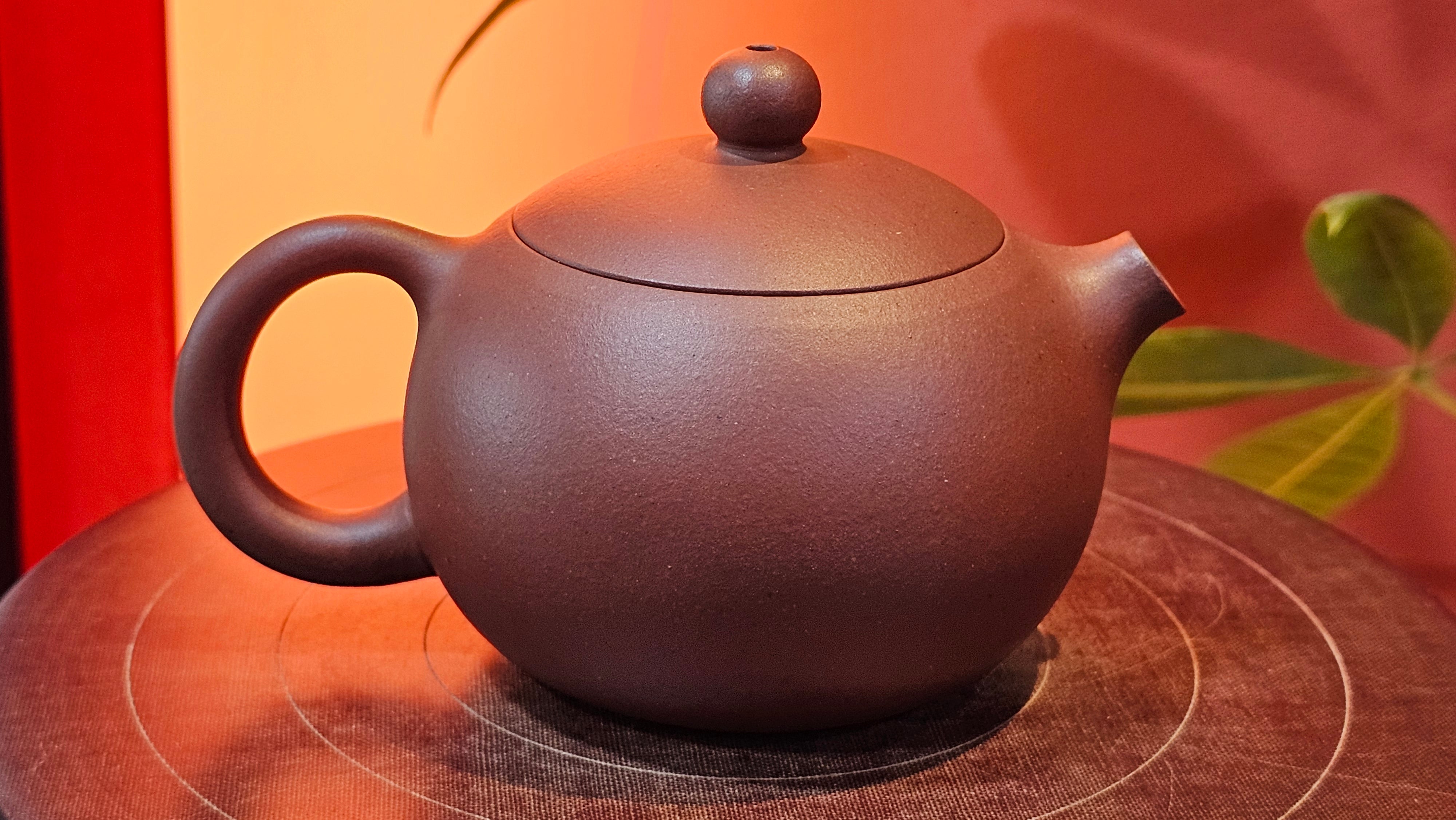 Xi Shi 西施, 160.7ml, Di Cao Qing Zi Ni 底槽青紫泥, by Craftsman Gu Xiao Ming 顾小明 ~ Congratulations to!Mr M.A.! 1528hrs 22nd August 2025, Salt Lake City, UT!