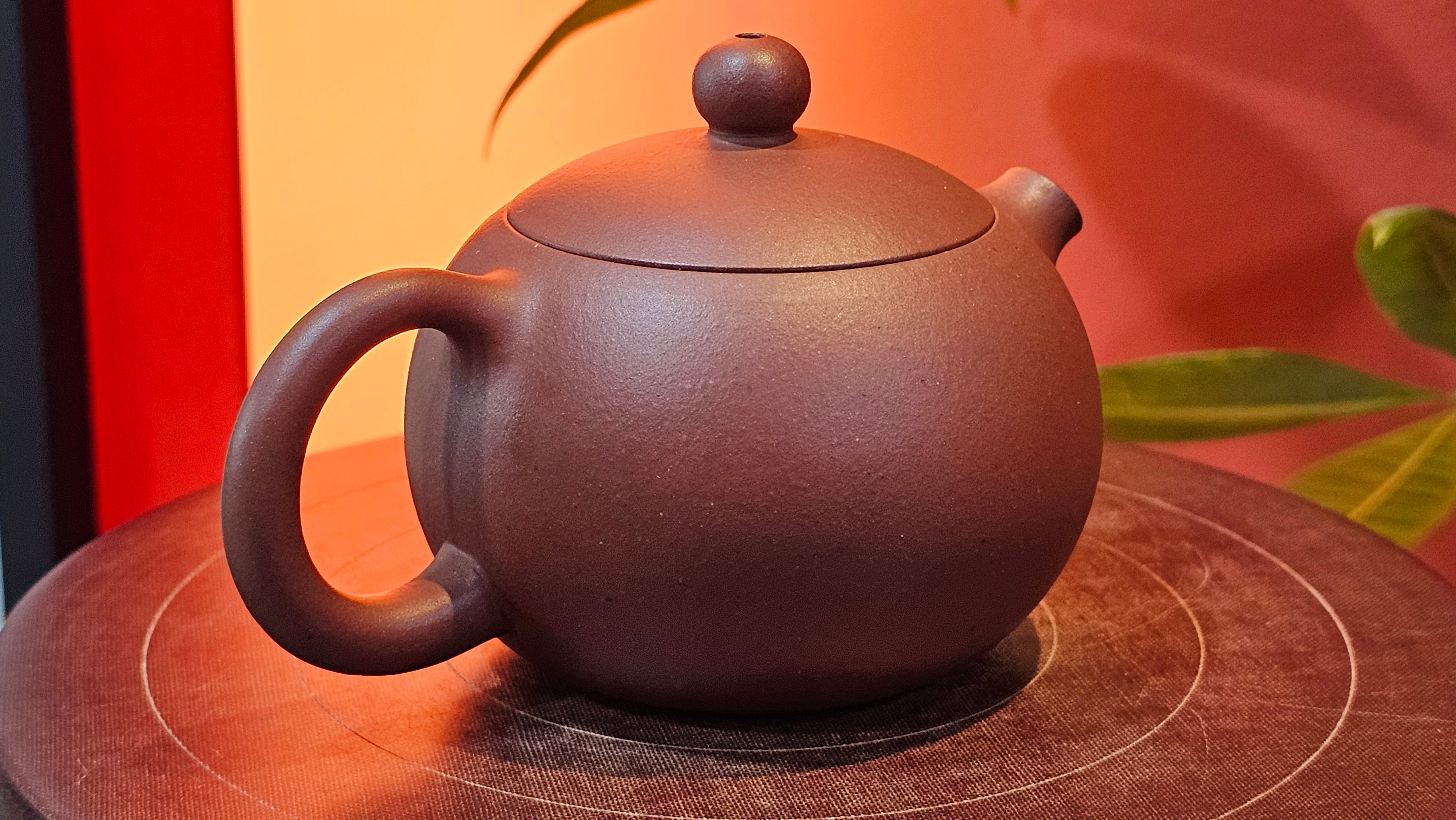 Xi Shi 西施, 160.7ml, Di Cao Qing Zi Ni 底槽青紫泥, by Craftsman Gu Xiao Ming 顾小明 ~ Congratulations to!Mr M.A.! 1528hrs 22nd August 2025, Salt Lake City, UT!