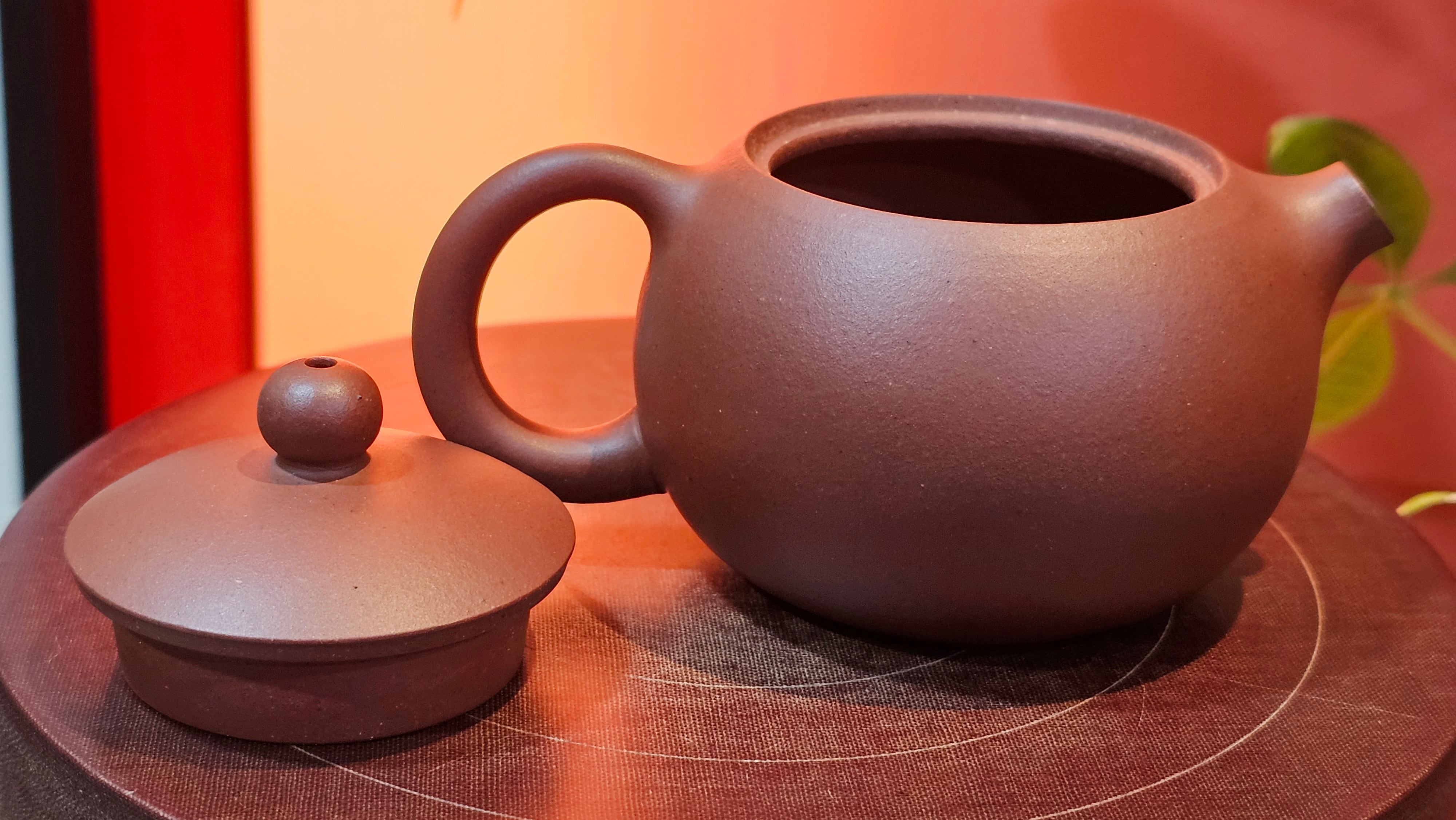 Xi Shi 西施, 160.7ml, Di Cao Qing Zi Ni 底槽青紫泥, by Craftsman Gu Xiao Ming 顾小明 ~ Congratulations to!Mr M.A.! 1528hrs 22nd August 2025, Salt Lake City, UT!