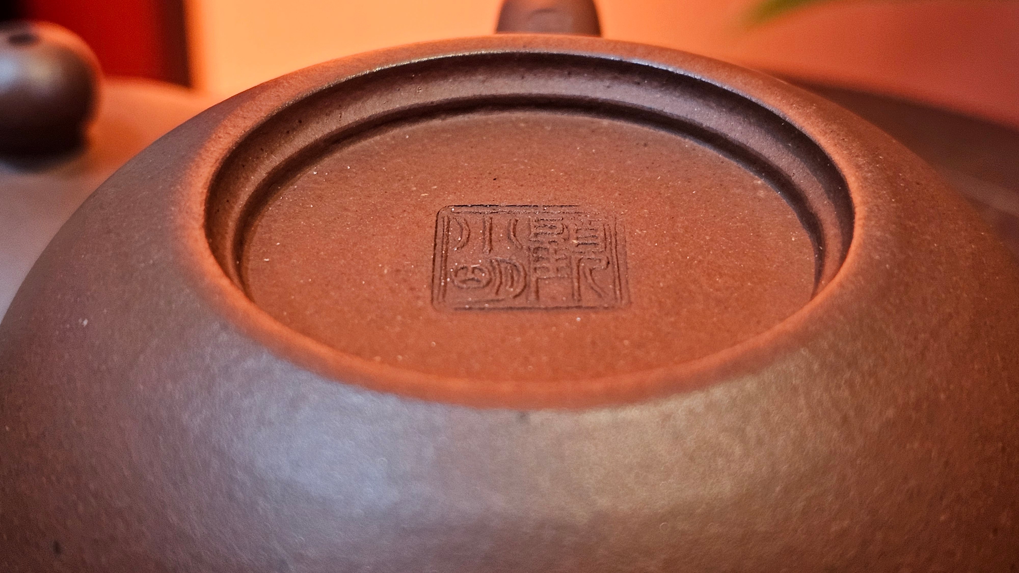 Xi Shi 西施, 160.7ml, Di Cao Qing Zi Ni 底槽青紫泥, by Craftsman Gu Xiao Ming 顾小明 ~ Congratulations to!Mr M.A.! 1528hrs 22nd August 2025, Salt Lake City, UT!