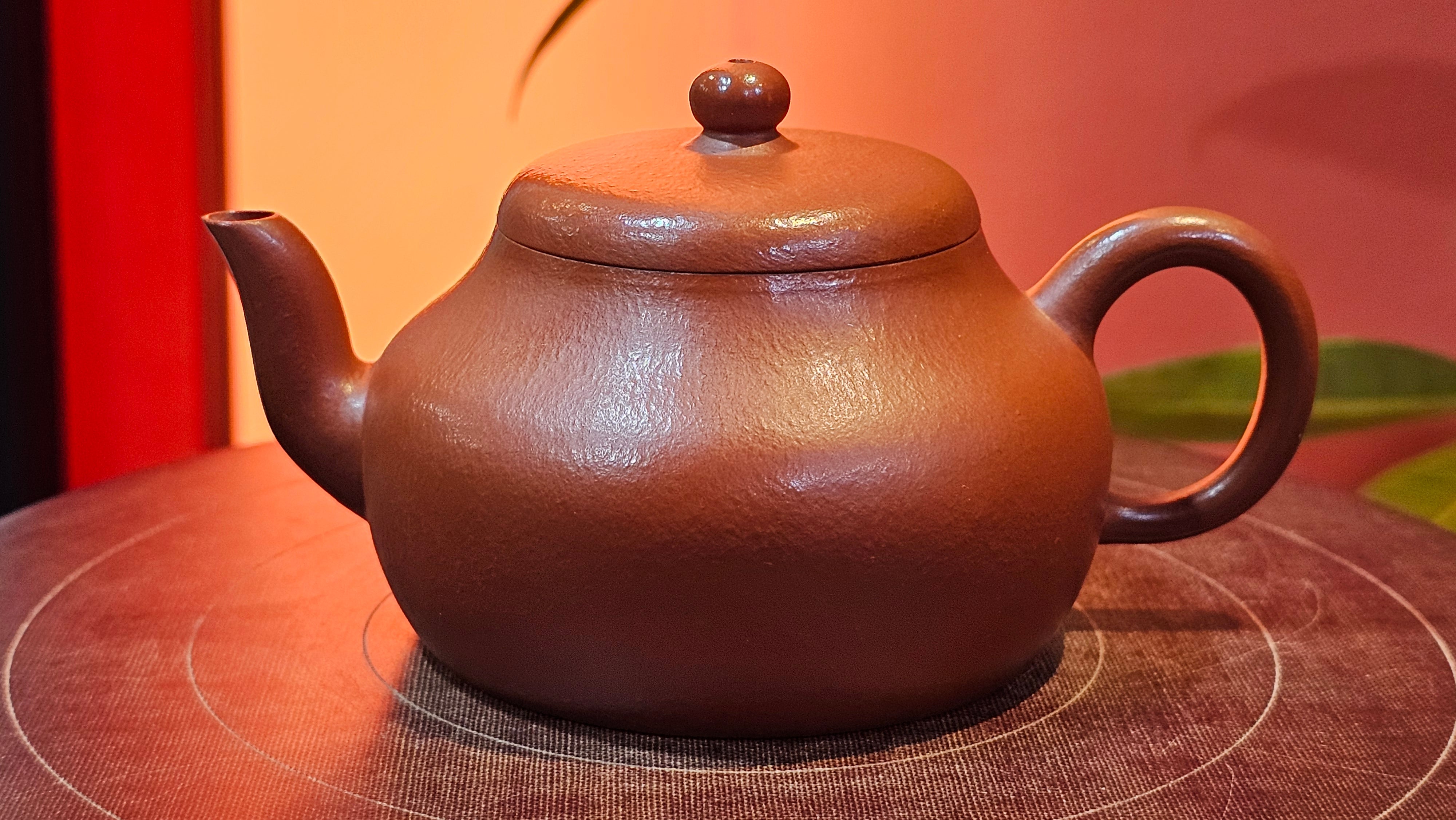 Jun De 君德, 123.4ml, Xiao Mei Yao Zhu Ni 小煤窑朱泥,  by our Collaborative Senior Craftsman Chen Yue Fei 陈跃飞 ~ Congratulations!to Mr E.C.G.! 2023hrs 13th Sept 2025! Singapore🇸🇬!