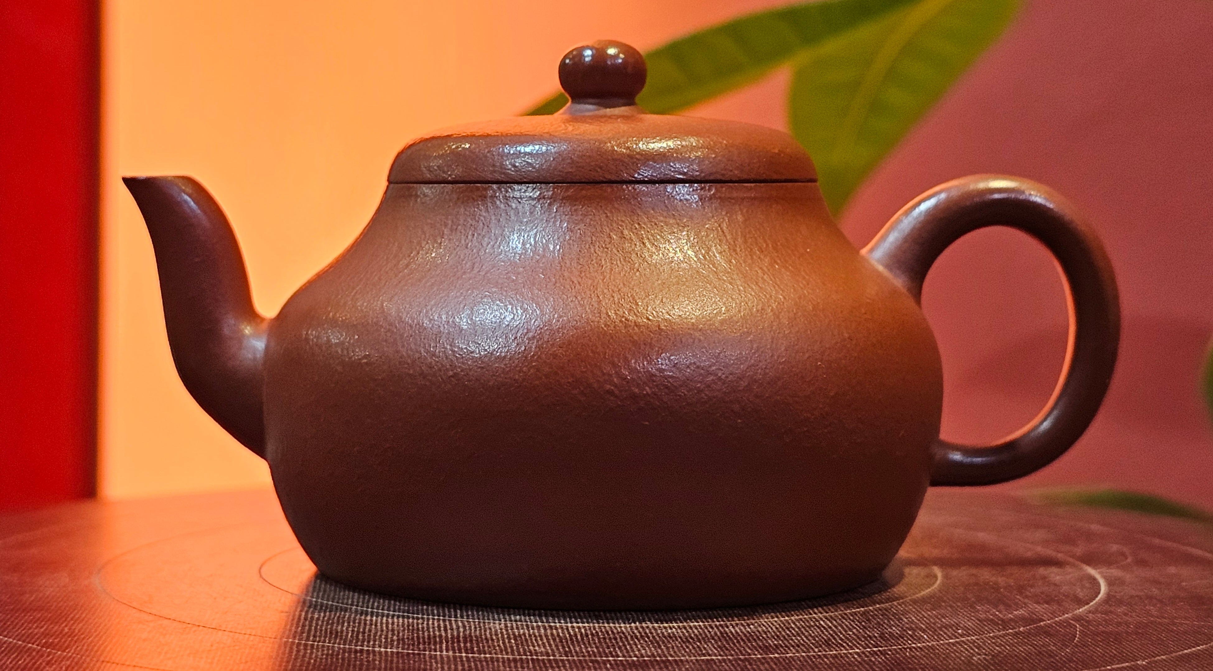 Jun De 君德, 123.4ml, Xiao Mei Yao Zhu Ni 小煤窑朱泥,  by our Collaborative Senior Craftsman Chen Yue Fei 陈跃飞 ~ Congratulations!to Mr E.C.G.! 2023hrs 13th Sept 2025! Singapore🇸🇬!