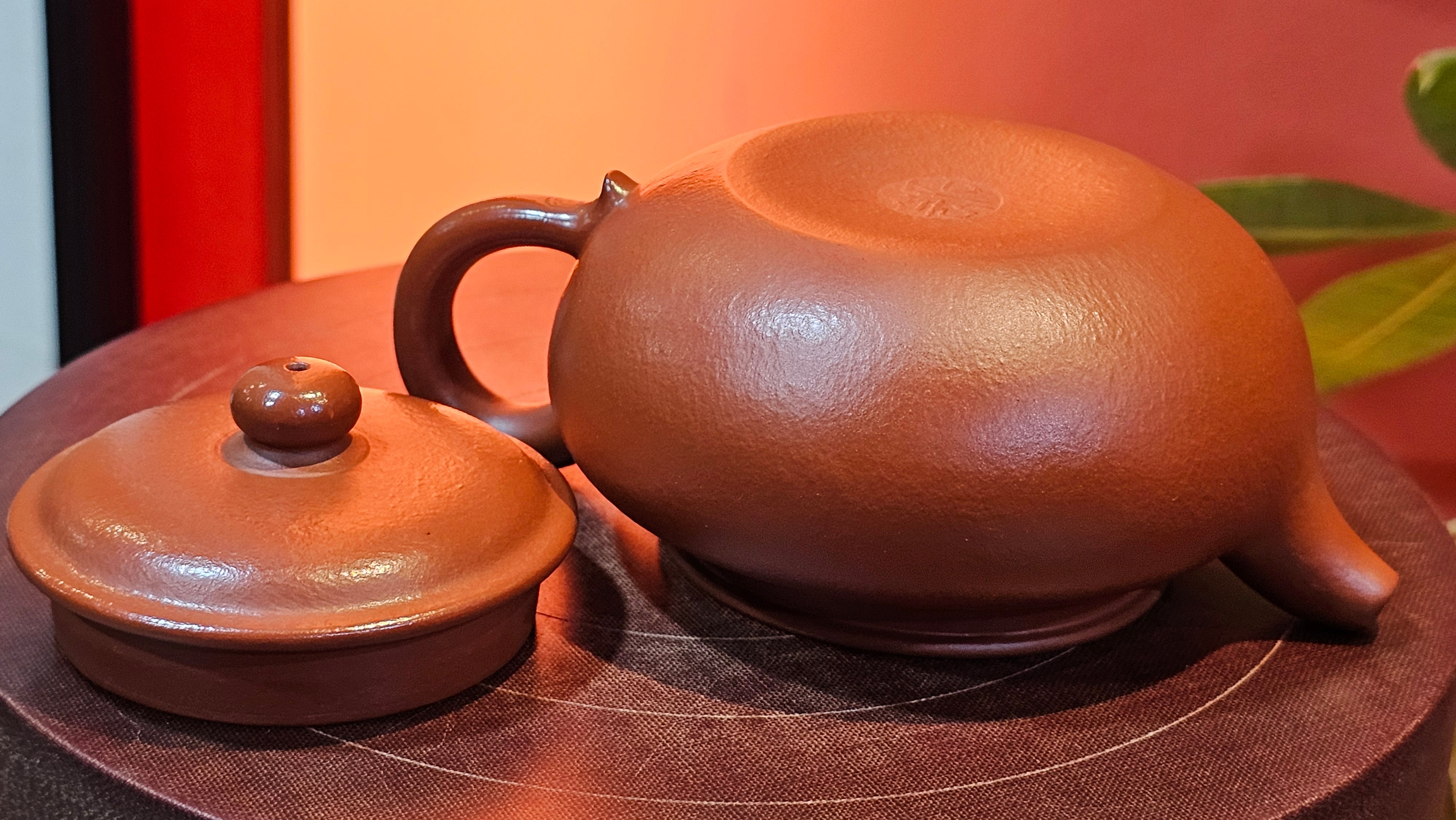 Fang Gu 仿古, 155.1ml, Xiao Mei Yao Zhu Ni 小煤窑朱泥, by Craftsman Shi Yun 石芸 ~ Congratulations to!Mr A.T.! 1239hrs 21st Aug 2025, Elsbethen! Austria🇦🇹.