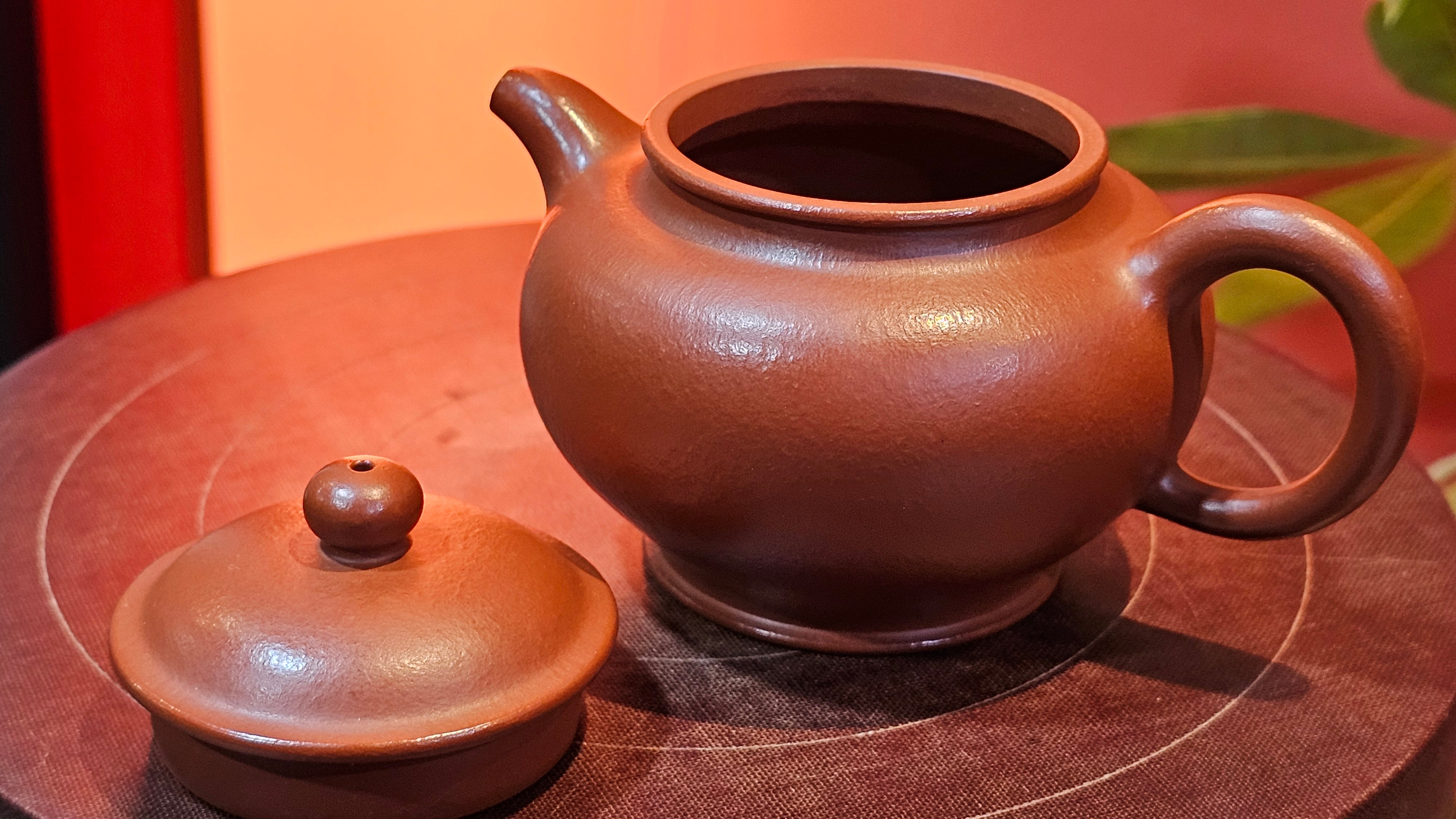 Duo Zhi 掇只, 120.7ml, Xiao Mei Yao Zhu Ni 小煤窑朱泥, by our Collaborative Craftsman Wang Xing 王兴 ~ Congratulations!to Prof Q.H., 0053hrs 19th August 2025, Hanoi! Vietnam🇻🇳.