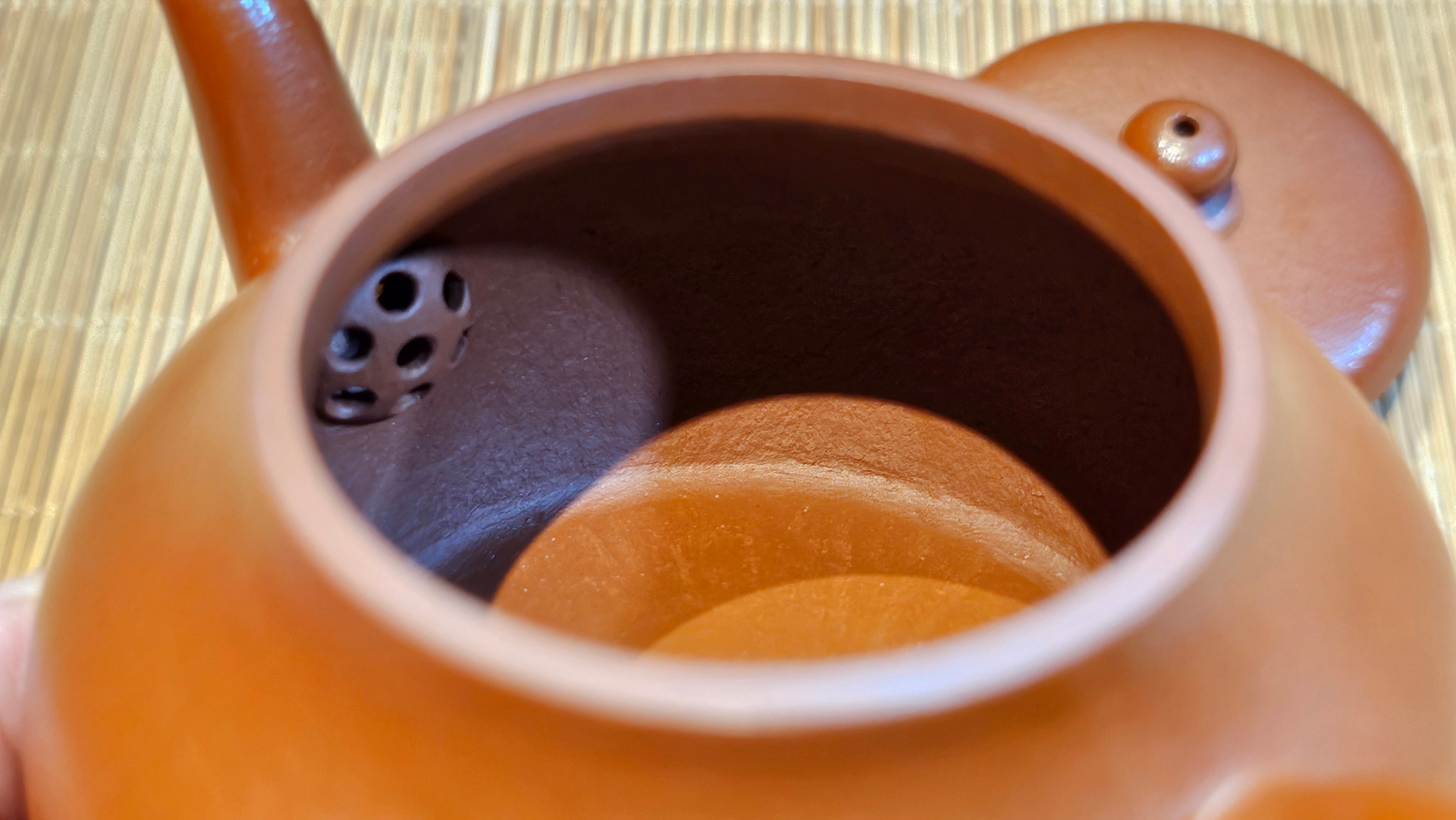 Jun De 君德, 123.4ml, Xiao Mei Yao Zhu Ni 小煤窑朱泥,  by our Collaborative Senior Craftsman Chen Yue Fei 陈跃飞 ~ Congratulations!to Mr E.C.G.! 2023hrs 13th Sept 2025! Singapore🇸🇬!