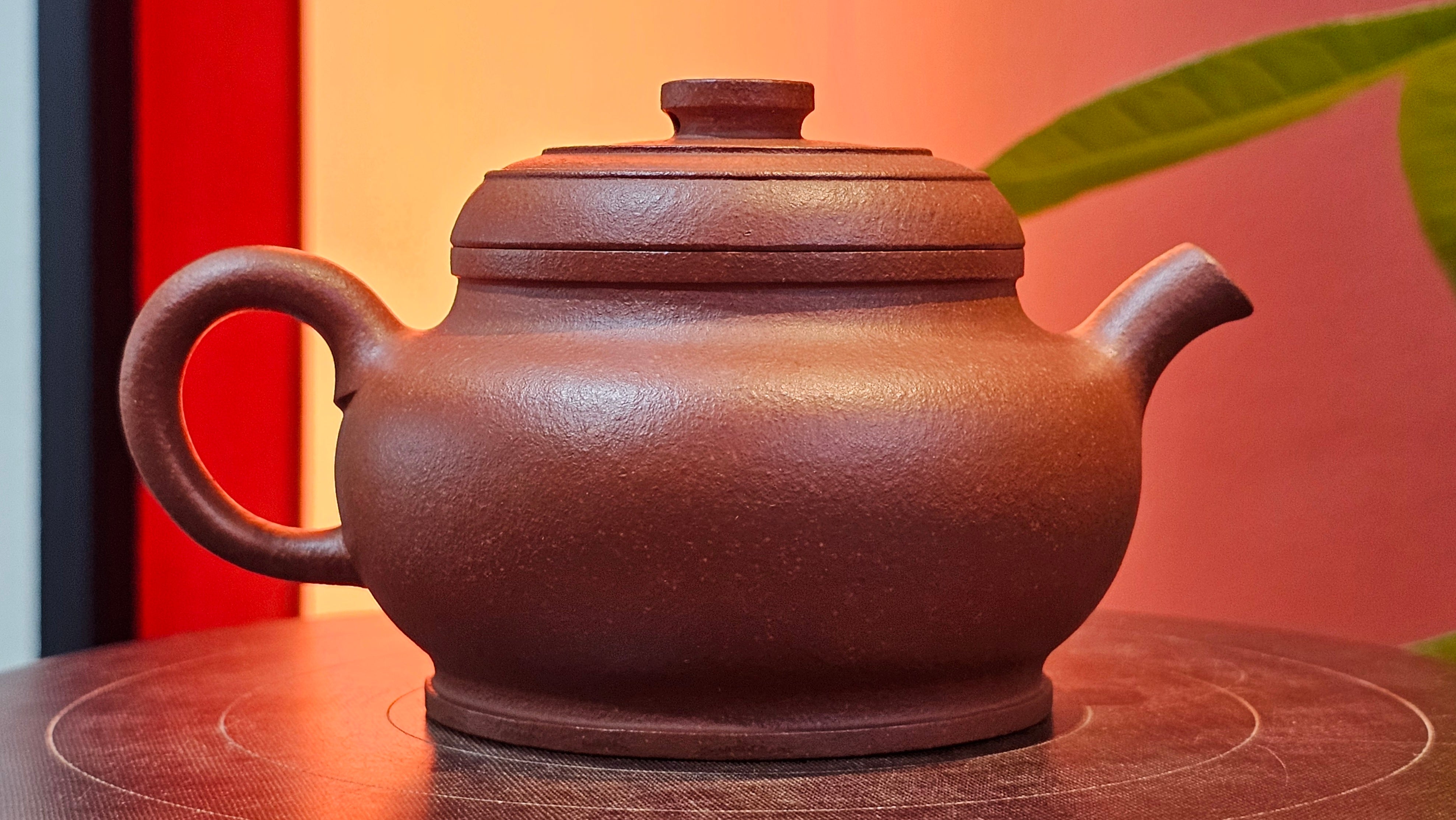 Song Jin Hu《颂金壶》, 156.5ml, Hong Jiang Po Ni 红降坡泥, by Craftsman Chen Gui Zhi 陈桂枝。(Red JiangPoNi rarer than Yellow JiangPoNi, XiaoMeiYao & ZhaoZhuang ZhuNi) ~!Congratulations to Ms A.R.! 0926hrs 19th Sept 2025, Ipswich! U.K.🇬🇧.