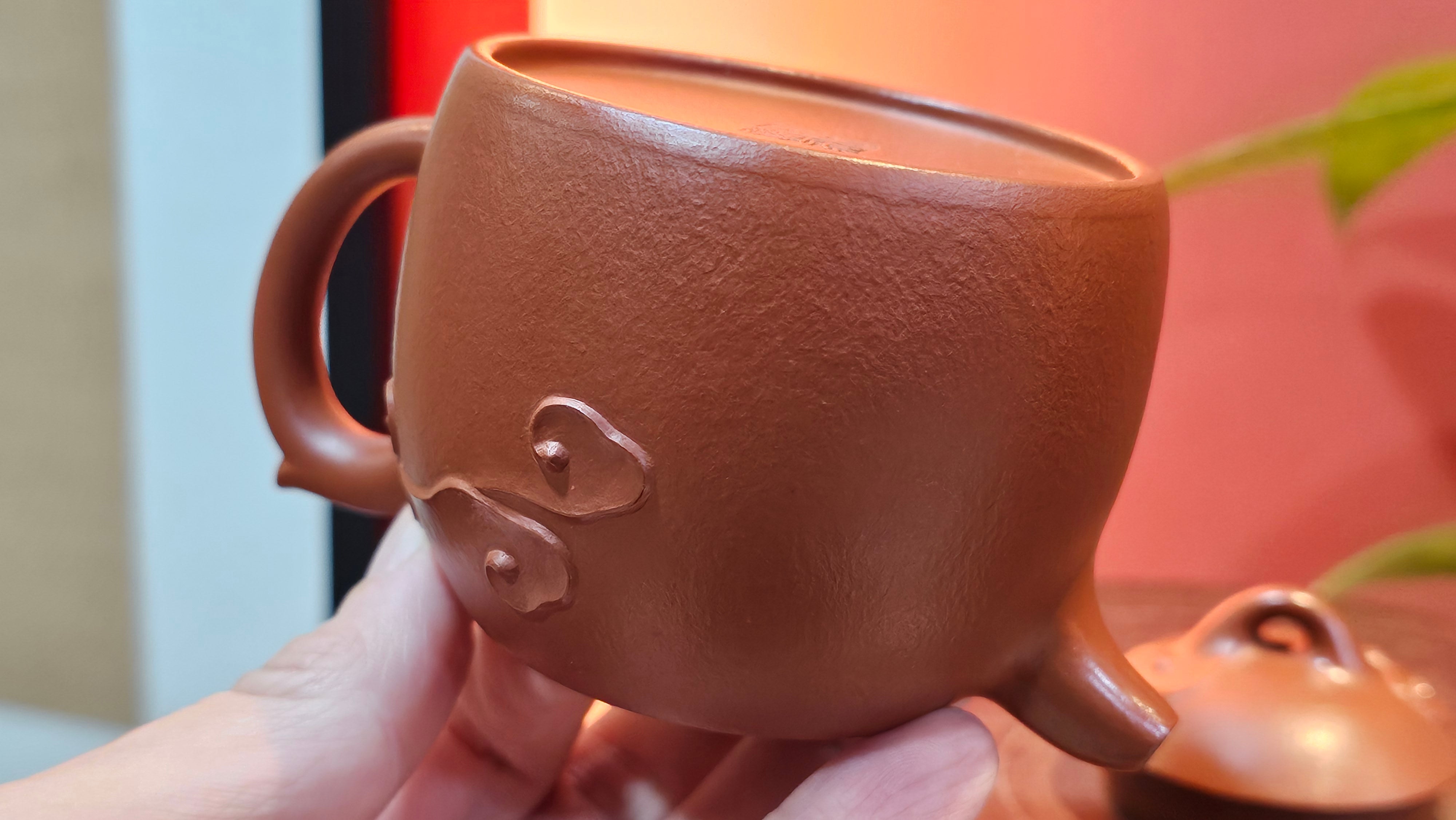 Qin Quan 秦权, with Oriental Clouds Embellishments 云朵贴花工艺, 193.3ml, Xiao Mei Yao Zhu Ni , by Craftsman Chen Yue Fei 陈跃飞 ~!Congratulations to Ms N.C., 0128hrs 22nd August 2025! Los Baños, The Philippines🇵🇭!