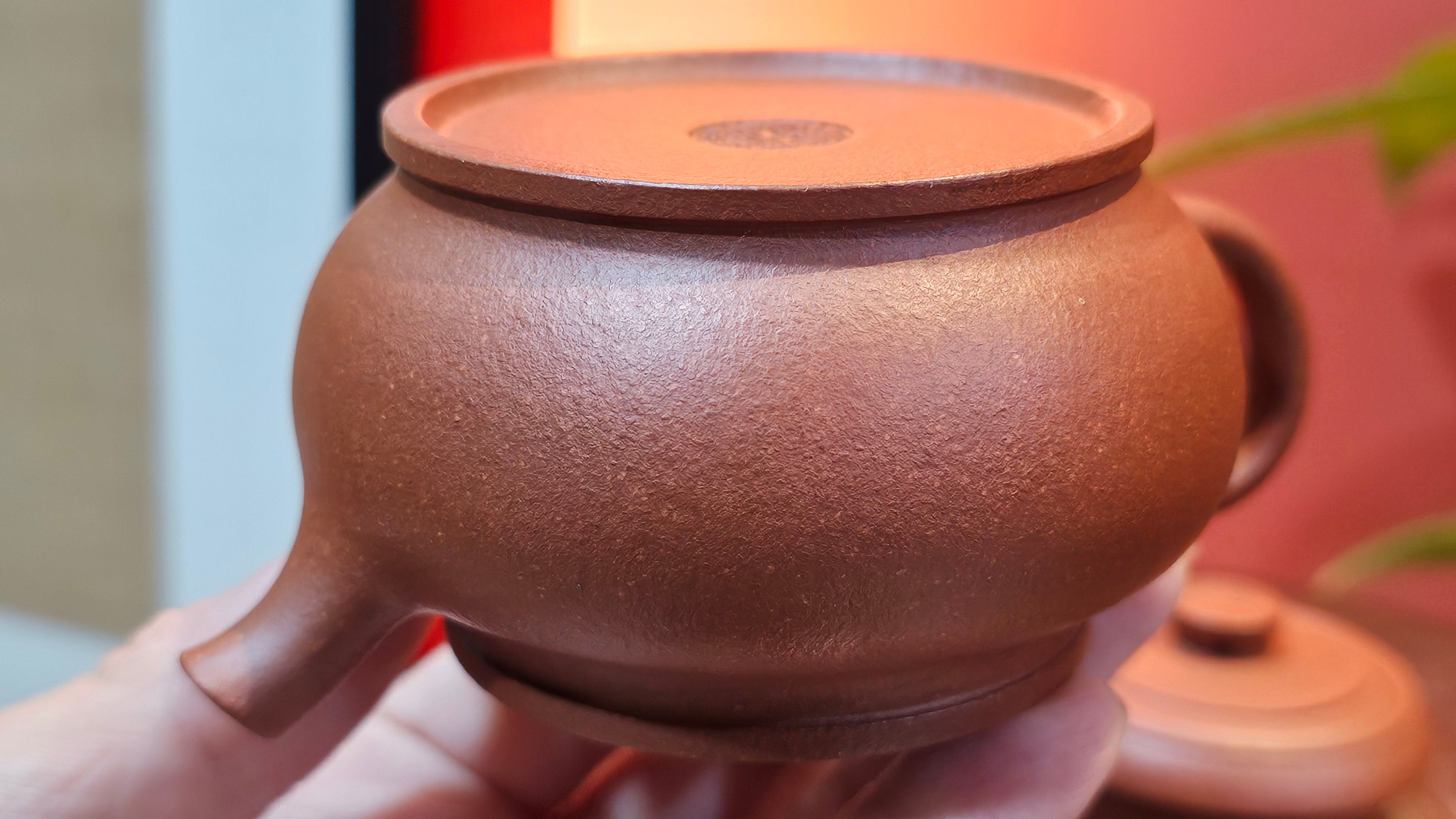 Song Jin Hu《颂金壶》, 156.5ml, Hong Jiang Po Ni 红降坡泥, by Craftsman Chen Gui Zhi 陈桂枝。(Red JiangPoNi rarer than Yellow JiangPoNi, XiaoMeiYao & ZhaoZhuang ZhuNi) ~!Congratulations to Ms A.R.! 0926hrs 19th Sept 2025, Ipswich! U.K.🇬🇧.