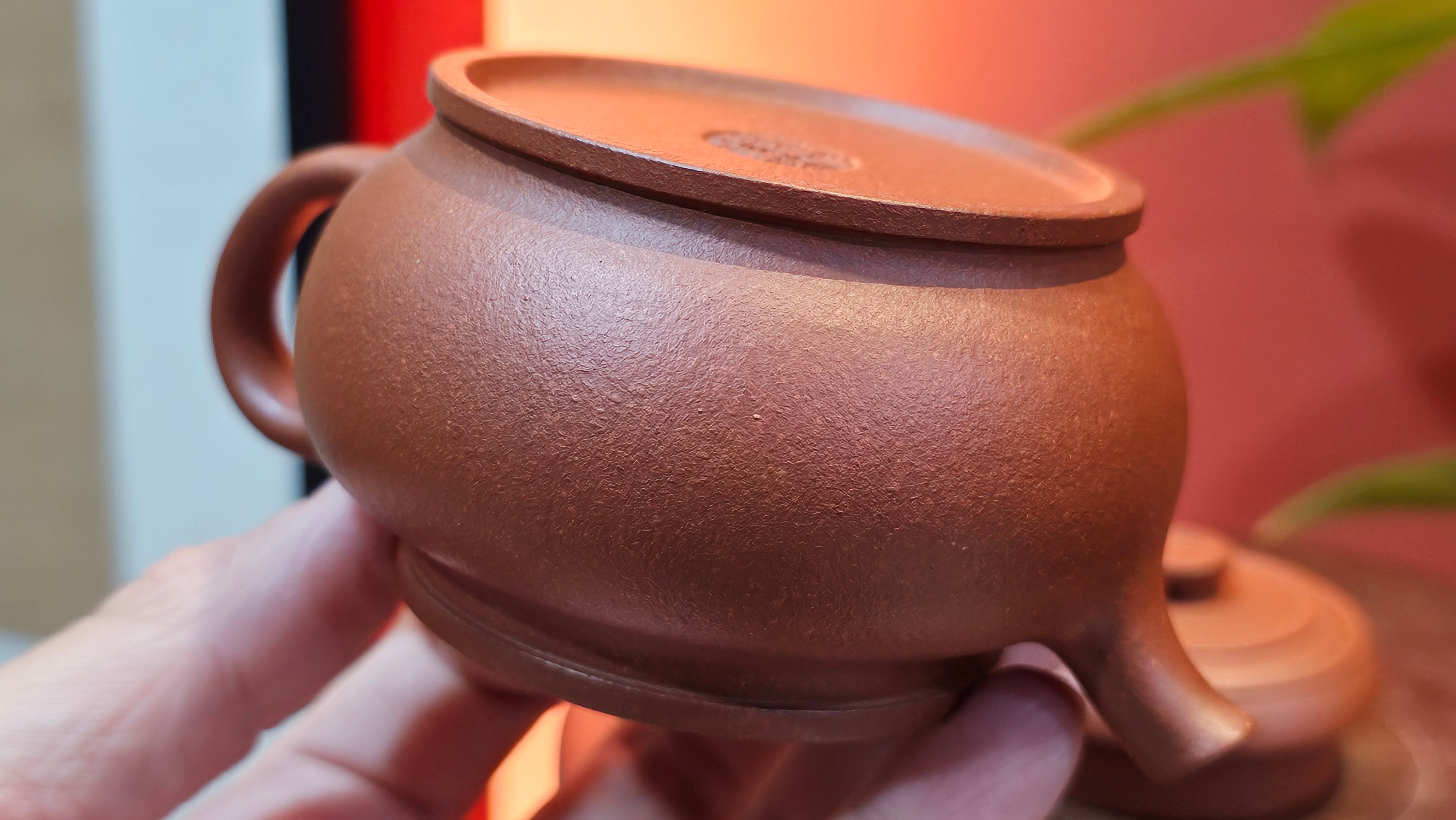 Song Jin Hu《颂金壶》, 156.5ml, Hong Jiang Po Ni 红降坡泥, by Craftsman Chen Gui Zhi 陈桂枝。(Red JiangPoNi rarer than Yellow JiangPoNi, XiaoMeiYao & ZhaoZhuang ZhuNi) ~!Congratulations to Ms A.R.! 0926hrs 19th Sept 2025, Ipswich! U.K.🇬🇧.