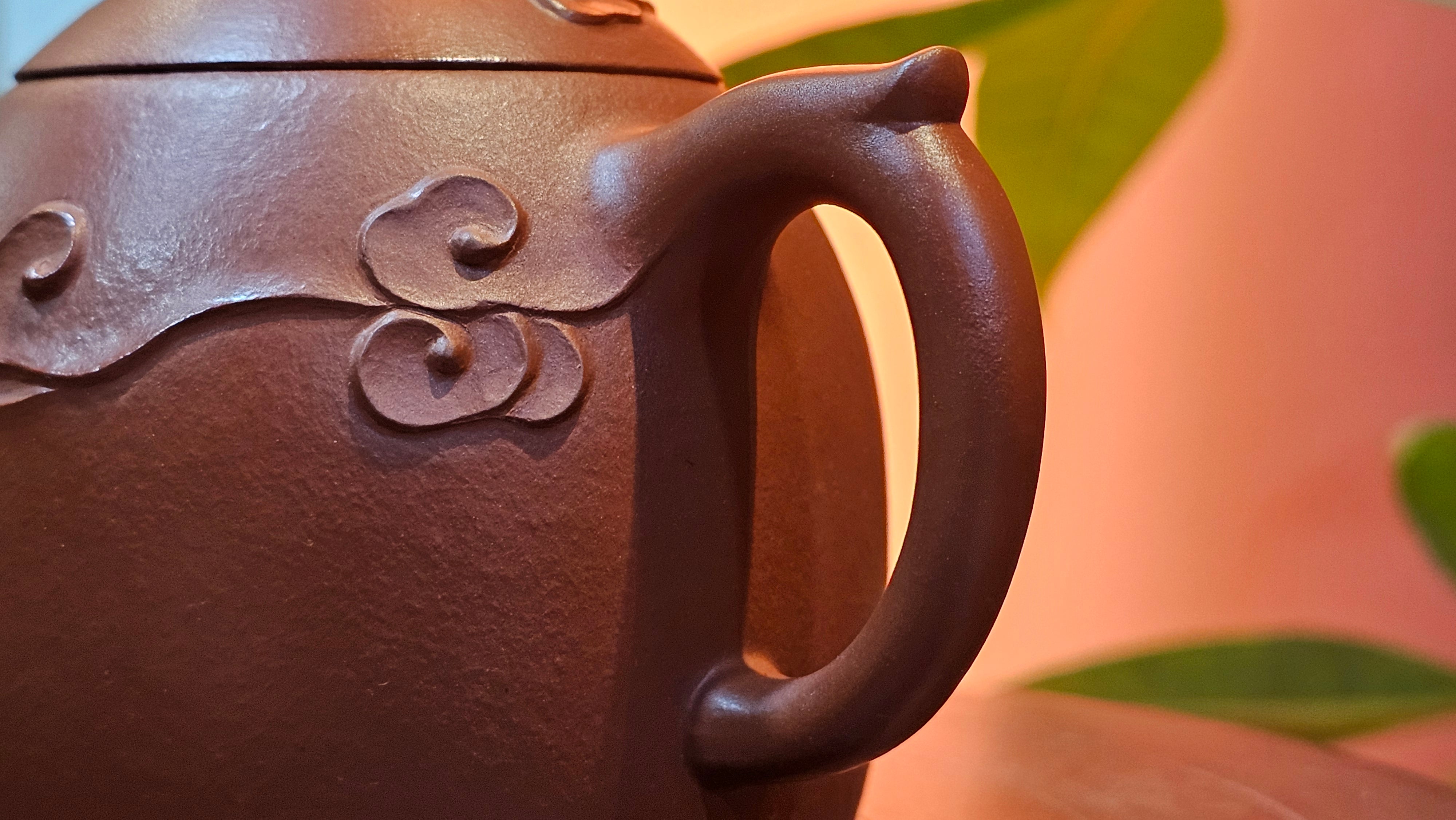 Qin Quan 秦权, with Oriental Clouds Embellishments 云朵贴花工艺, 193.3ml, Xiao Mei Yao Zhu Ni , by Craftsman Chen Yue Fei 陈跃飞 ~!Congratulations to Ms N.C., 0128hrs 22nd August 2025! Los Baños, The Philippines🇵🇭!