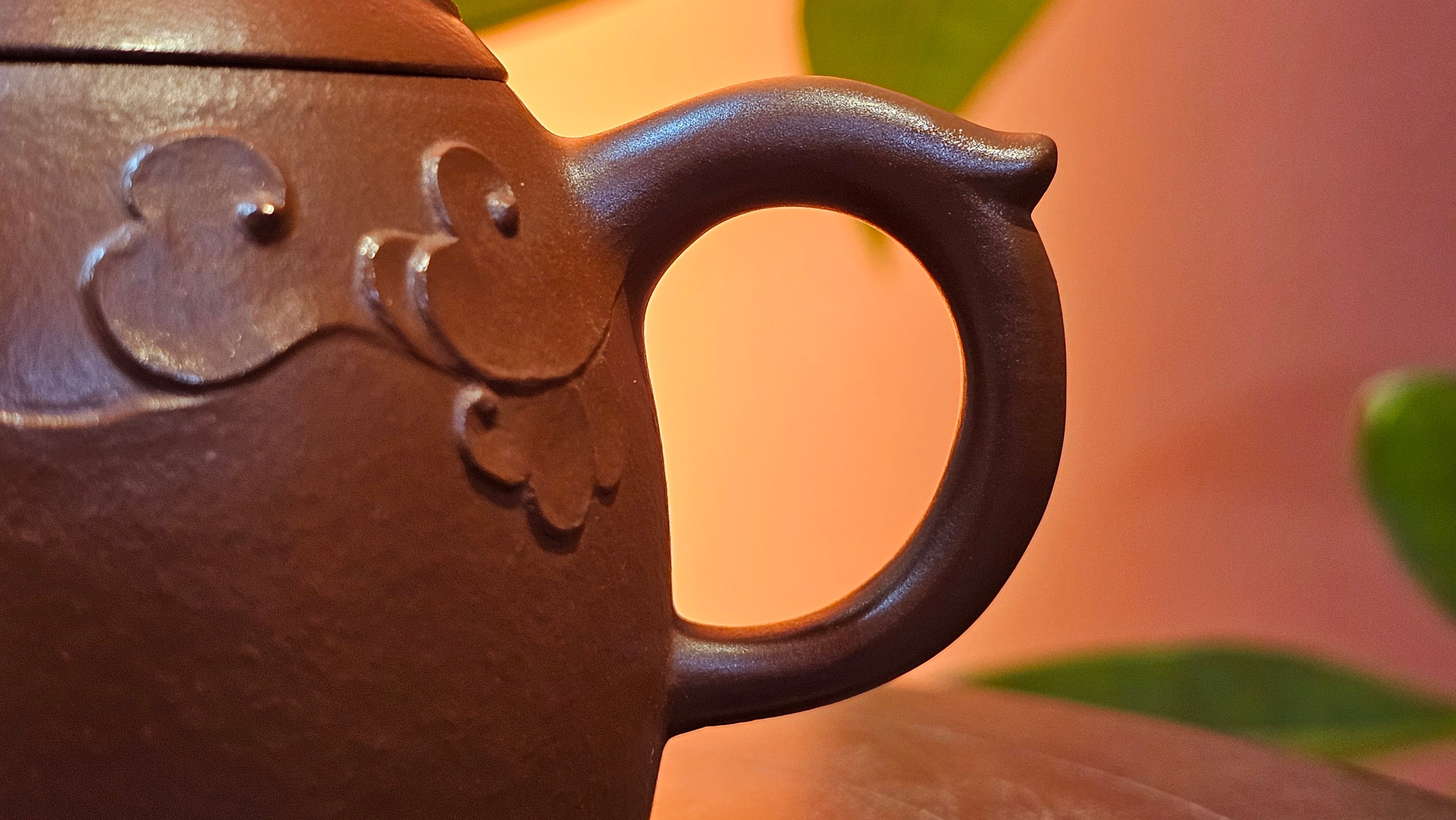 Mini! Qin Quan 秦权, with Oriental Clouds Embellishments 云朵贴花工艺, 111.2ml, Xiao Mei Yao Zhu Ni , by Craftsman Chen Yue Fei 陈跃飞 ~ Congratulations to Mr T.A.! 1131hrs 20th August 2025! Samorin, Slovakia🇸🇰!