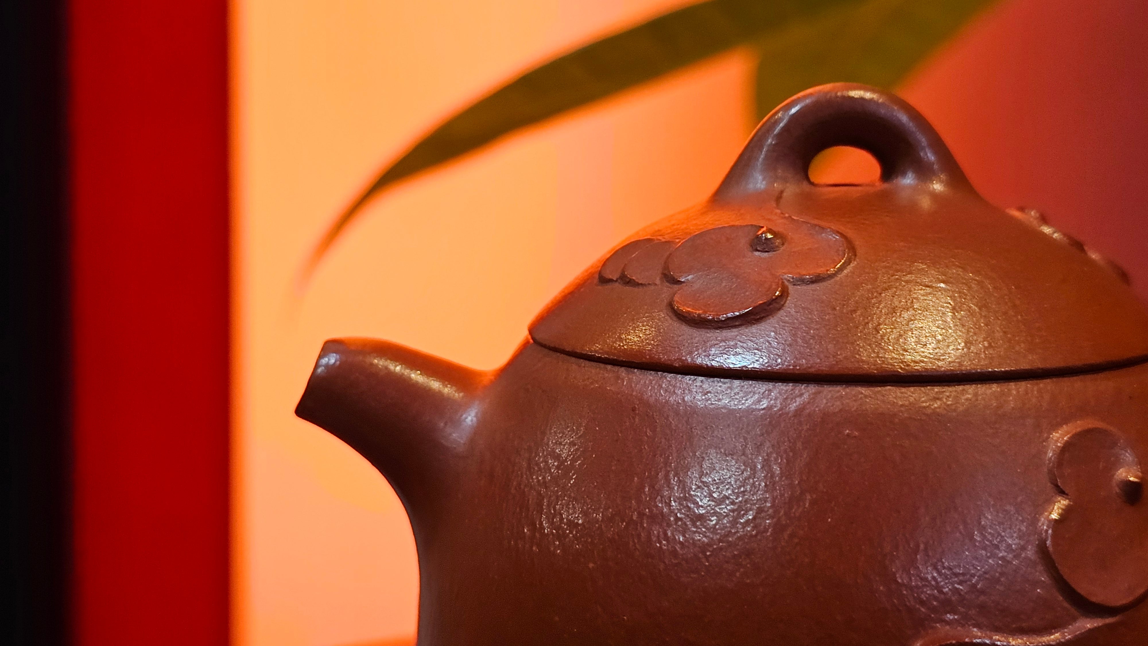 Mini! Qin Quan 秦权, with Oriental Clouds Embellishments 云朵贴花工艺, 111.2ml, Xiao Mei Yao Zhu Ni , by Craftsman Chen Yue Fei 陈跃飞 ~ Congratulations to Mr T.A.! 1131hrs 20th August 2025! Samorin, Slovakia🇸🇰!