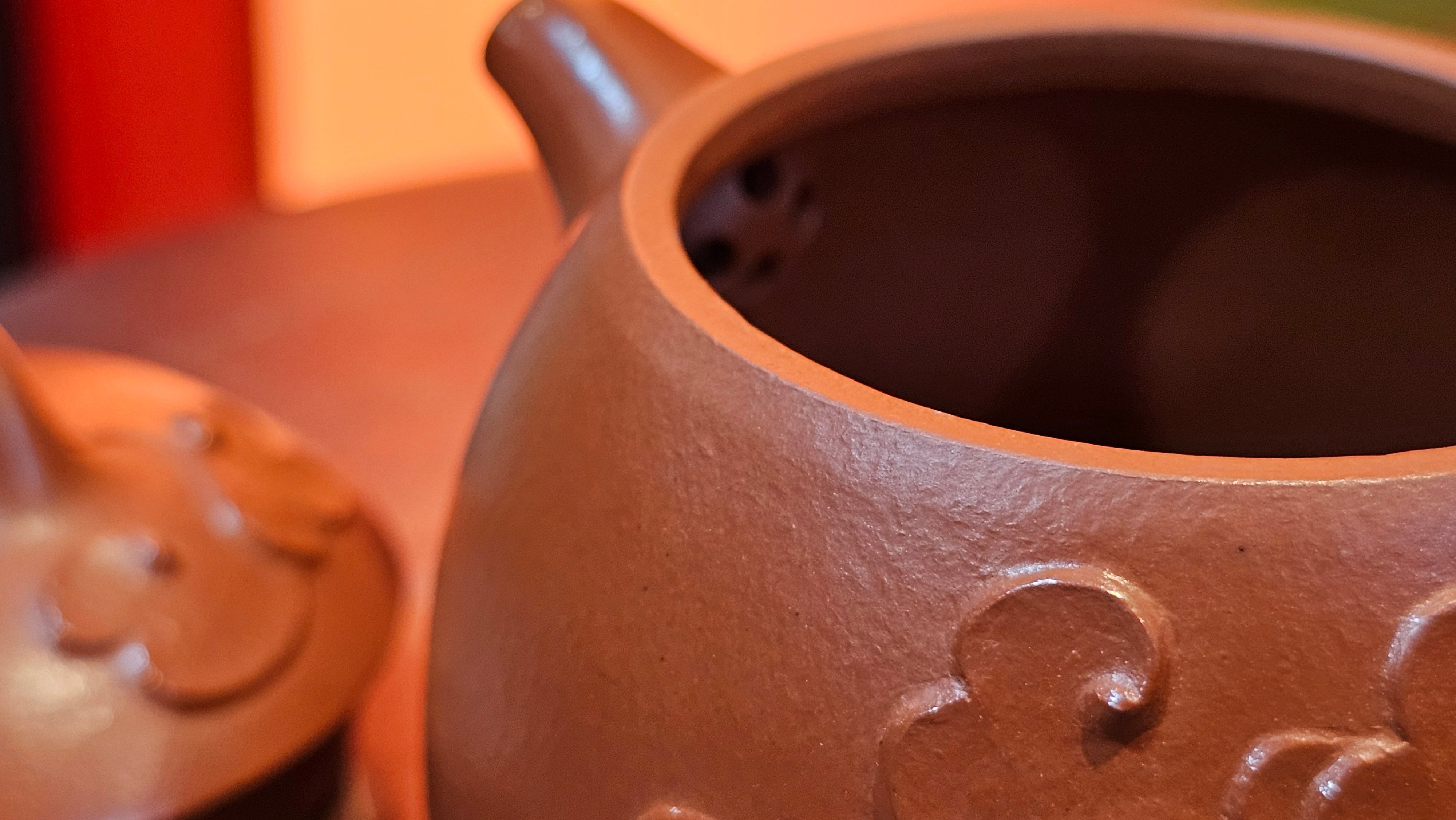 Mini! Qin Quan 秦权, with Oriental Clouds Embellishments 云朵贴花工艺, 111.2ml, Xiao Mei Yao Zhu Ni , by Craftsman Chen Yue Fei 陈跃飞 ~ Congratulations to Mr T.A.! 1131hrs 20th August 2025! Samorin, Slovakia🇸🇰!