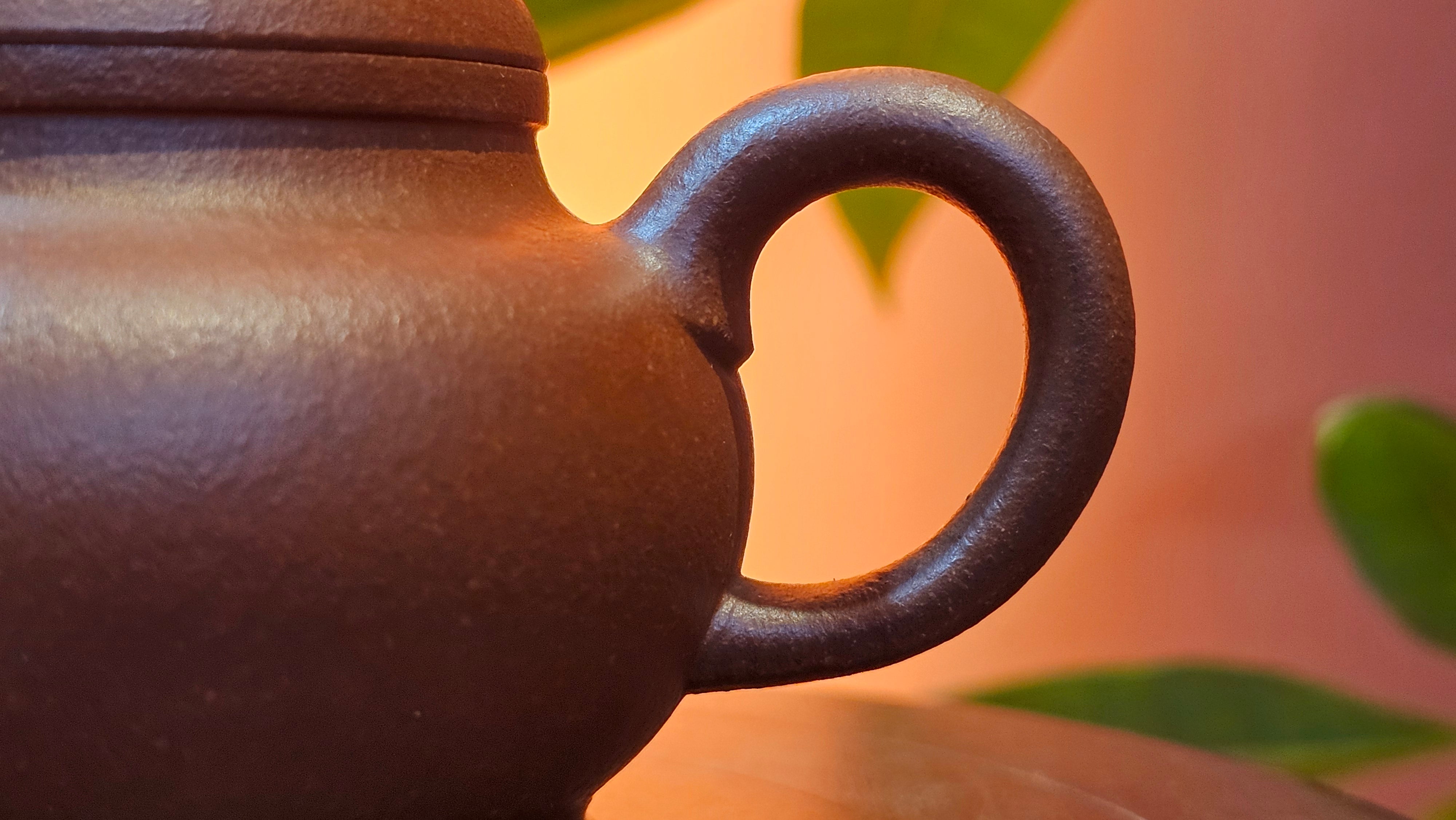 Song Jin Hu《颂金壶》, 156.5ml, Hong Jiang Po Ni 红降坡泥, by Craftsman Chen Gui Zhi 陈桂枝。(Red JiangPoNi rarer than Yellow JiangPoNi, XiaoMeiYao & ZhaoZhuang ZhuNi) ~!Congratulations to Ms A.R.! 0926hrs 19th Sept 2025, Ipswich! U.K.🇬🇧.