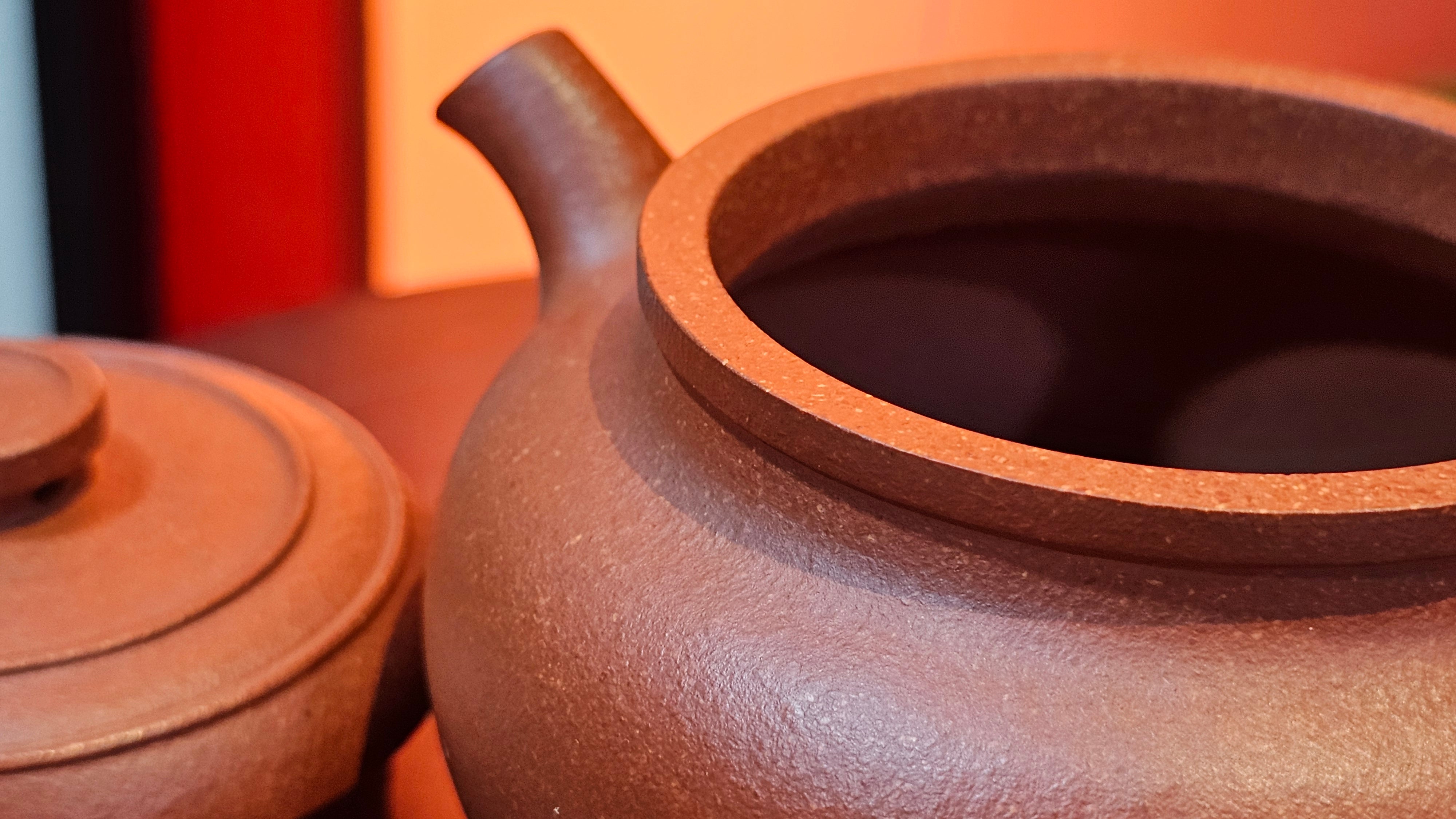 Song Jin Hu《颂金壶》, 156.5ml, Hong Jiang Po Ni 红降坡泥, by Craftsman Chen Gui Zhi 陈桂枝。(Red JiangPoNi rarer than Yellow JiangPoNi, XiaoMeiYao & ZhaoZhuang ZhuNi) ~!Congratulations to Ms A.R.! 0926hrs 19th Sept 2025, Ipswich! U.K.🇬🇧.