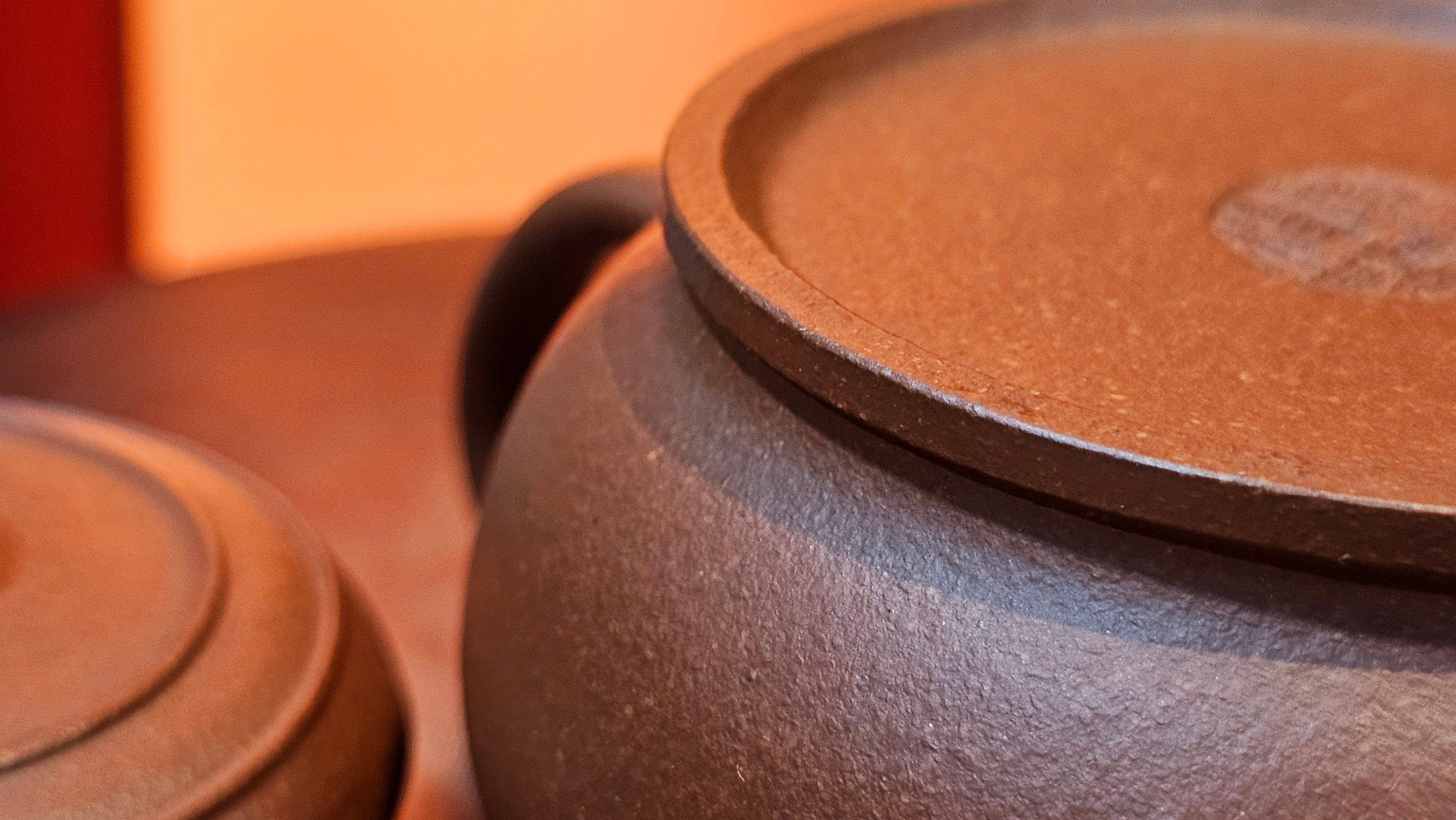 Song Jin Hu《颂金壶》, 156.5ml, Hong Jiang Po Ni 红降坡泥, by Craftsman Chen Gui Zhi 陈桂枝。(Red JiangPoNi rarer than Yellow JiangPoNi, XiaoMeiYao & ZhaoZhuang ZhuNi) ~!Congratulations to Ms A.R.! 0926hrs 19th Sept 2025, Ipswich! U.K.🇬🇧.