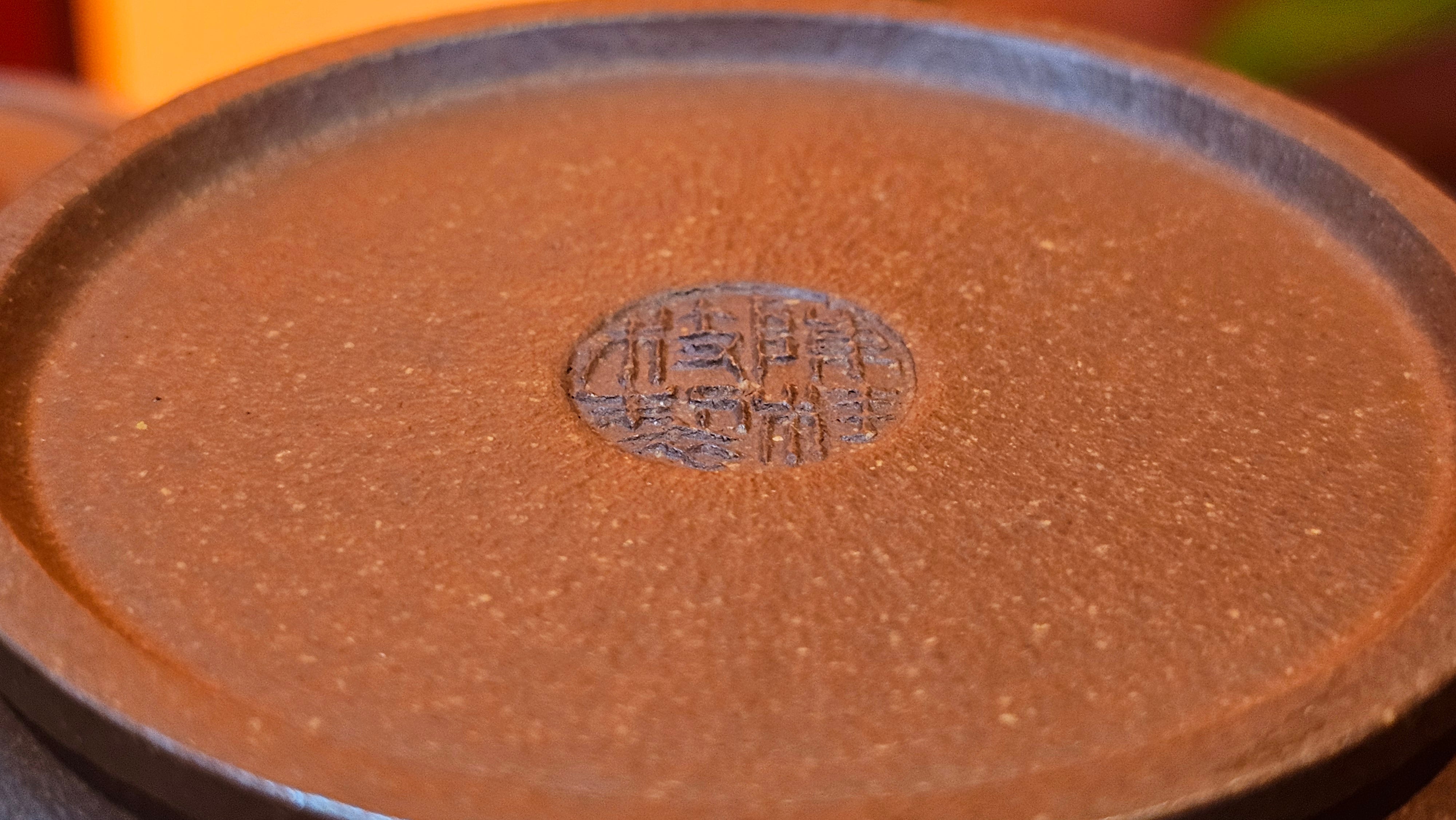 Song Jin Hu《颂金壶》, 156.5ml, Hong Jiang Po Ni 红降坡泥, by Craftsman Chen Gui Zhi 陈桂枝。(Red JiangPoNi rarer than Yellow JiangPoNi, XiaoMeiYao & ZhaoZhuang ZhuNi) ~!Congratulations to Ms A.R.! 0926hrs 19th Sept 2025, Ipswich! U.K.🇬🇧.