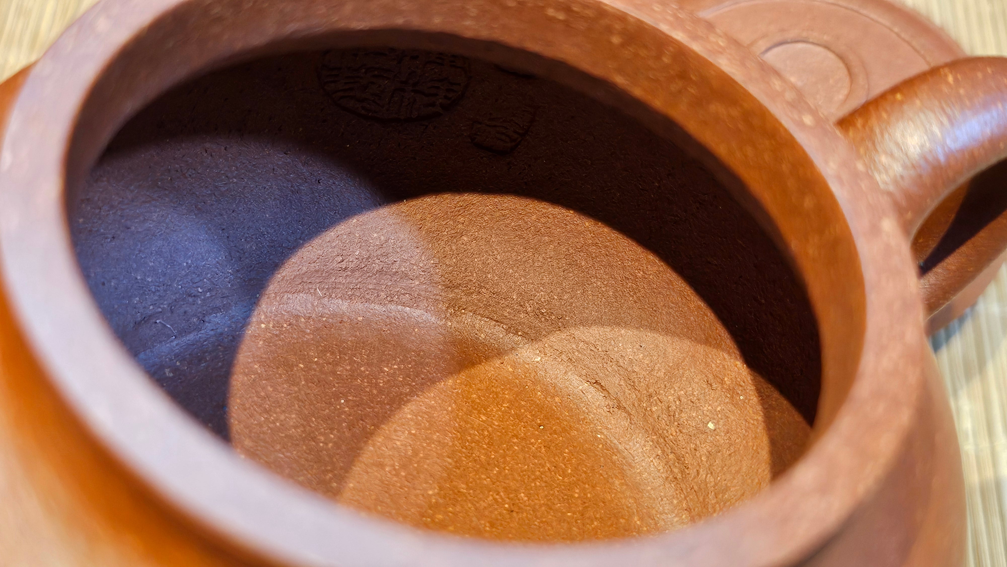 Song Jin Hu《颂金壶》, 156.5ml, Hong Jiang Po Ni 红降坡泥, by Craftsman Chen Gui Zhi 陈桂枝。(Red JiangPoNi rarer than Yellow JiangPoNi, XiaoMeiYao & ZhaoZhuang ZhuNi) ~!Congratulations to Ms A.R.! 0926hrs 19th Sept 2025, Ipswich! U.K.🇬🇧.