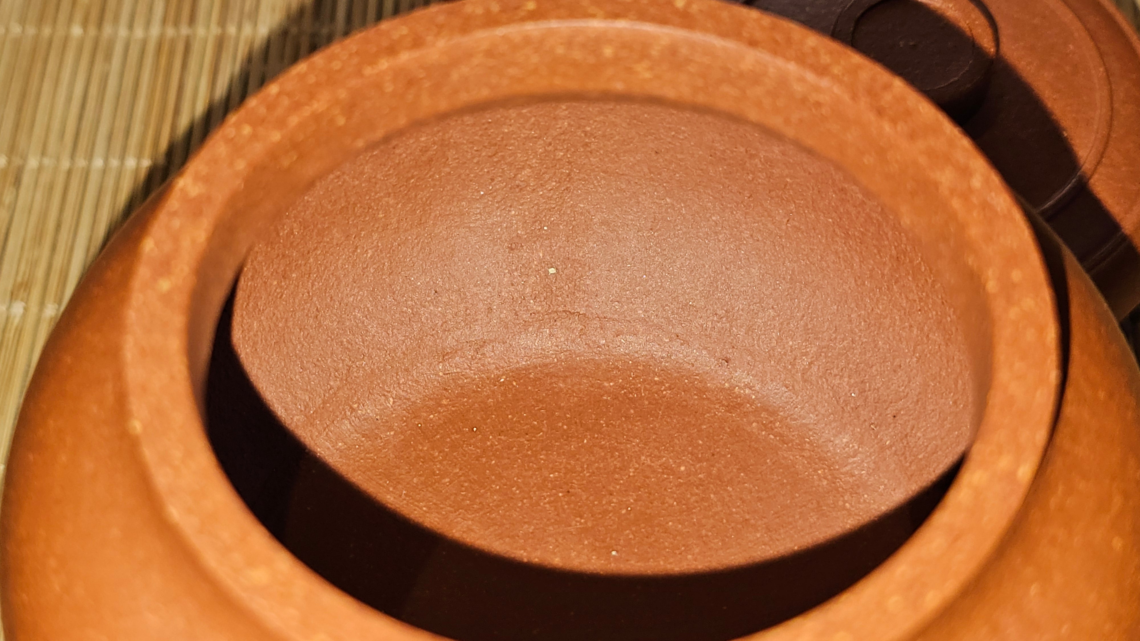 Song Jin Hu《颂金壶》, 156.5ml, Hong Jiang Po Ni 红降坡泥, by Craftsman Chen Gui Zhi 陈桂枝。(Red JiangPoNi rarer than Yellow JiangPoNi, XiaoMeiYao & ZhaoZhuang ZhuNi) ~!Congratulations to Ms A.R.! 0926hrs 19th Sept 2025, Ipswich! U.K.🇬🇧.