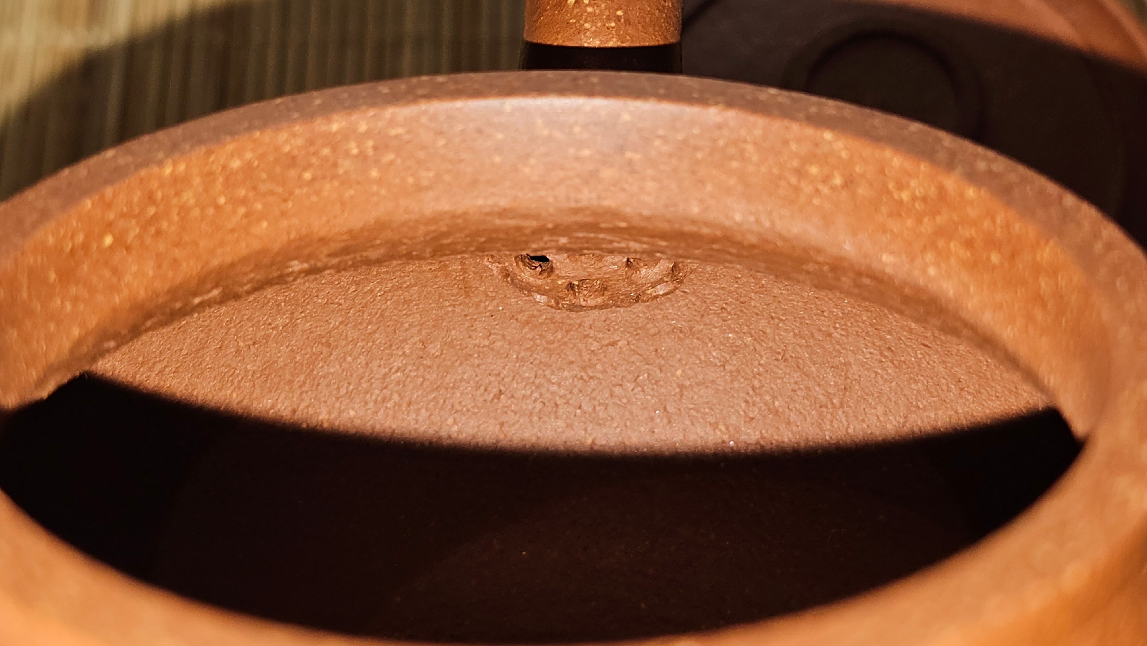 Song Jin Hu《颂金壶》, 156.5ml, Hong Jiang Po Ni 红降坡泥, by Craftsman Chen Gui Zhi 陈桂枝。(Red JiangPoNi rarer than Yellow JiangPoNi, XiaoMeiYao & ZhaoZhuang ZhuNi) ~!Congratulations to Ms A.R.! 0926hrs 19th Sept 2025, Ipswich! U.K.🇬🇧.