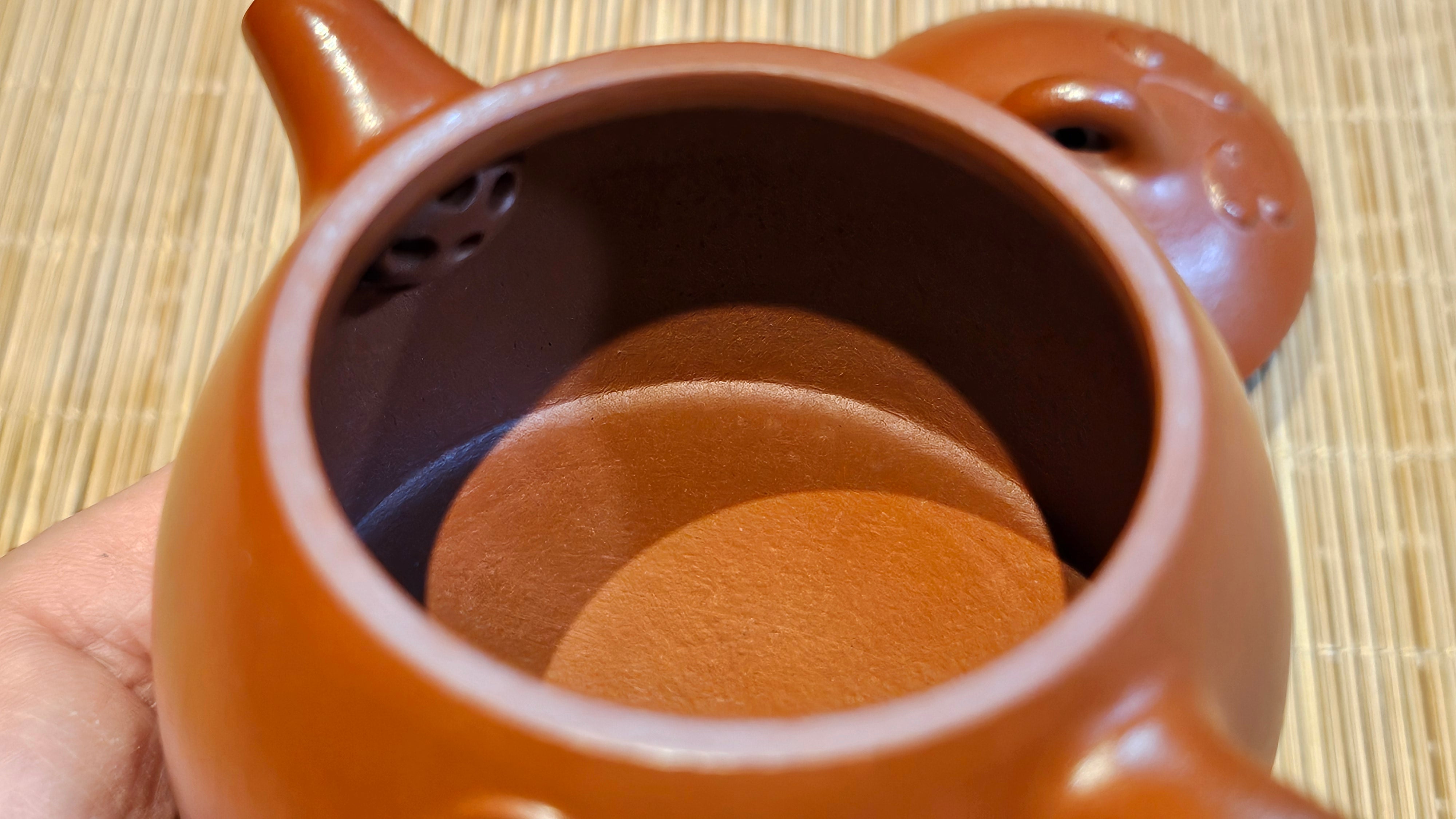 Mini! Qin Quan 秦权, with Oriental Clouds Embellishments 云朵贴花工艺, 111.2ml, Xiao Mei Yao Zhu Ni , by Craftsman Chen Yue Fei 陈跃飞 ~ Congratulations to Mr T.A.! 1131hrs 20th August 2025! Samorin, Slovakia🇸🇰!