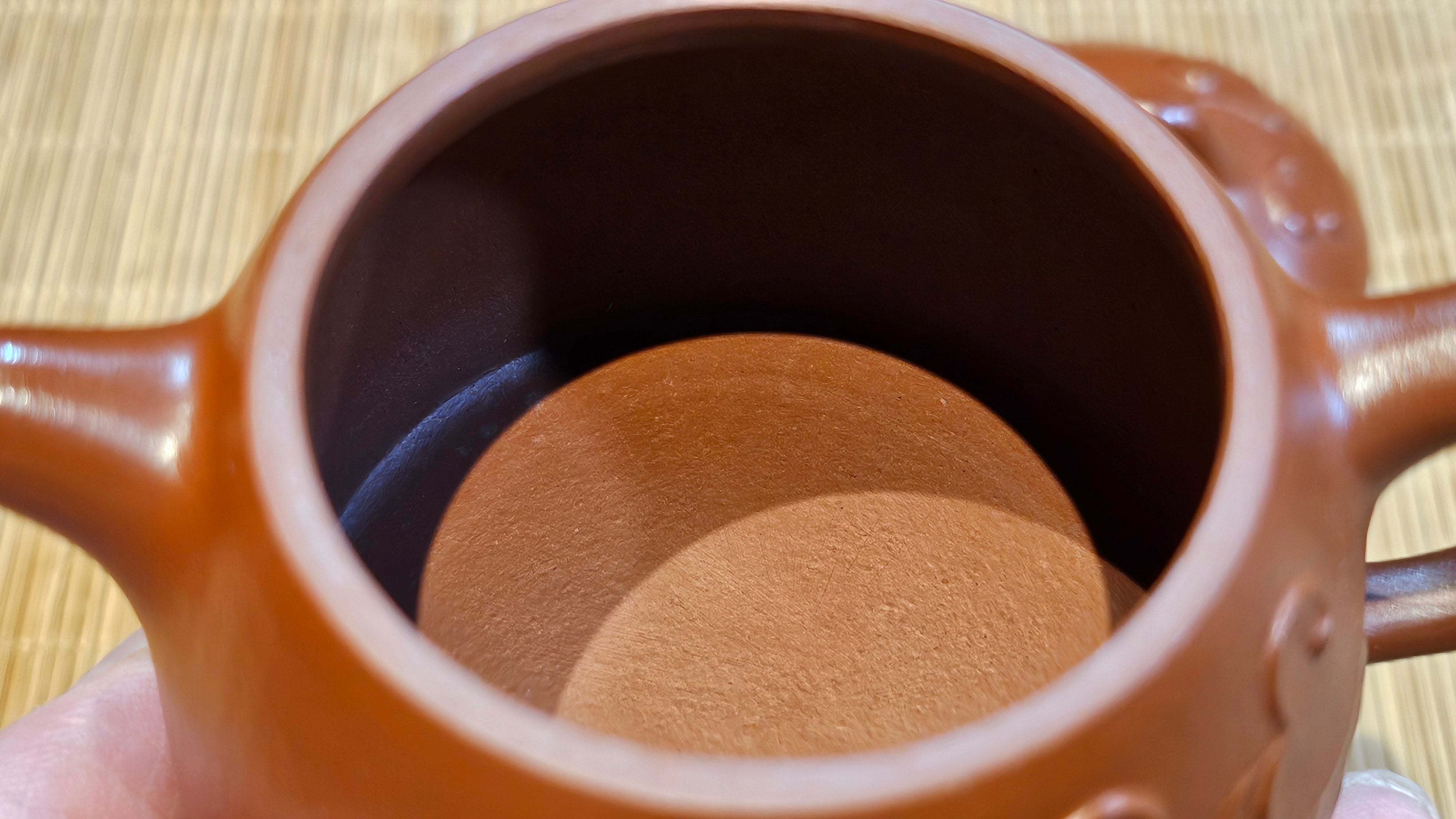 Mini! Qin Quan 秦权, with Oriental Clouds Embellishments 云朵贴花工艺, 111.2ml, Xiao Mei Yao Zhu Ni , by Craftsman Chen Yue Fei 陈跃飞 ~ Congratulations to Mr T.A.! 1131hrs 20th August 2025! Samorin, Slovakia🇸🇰!