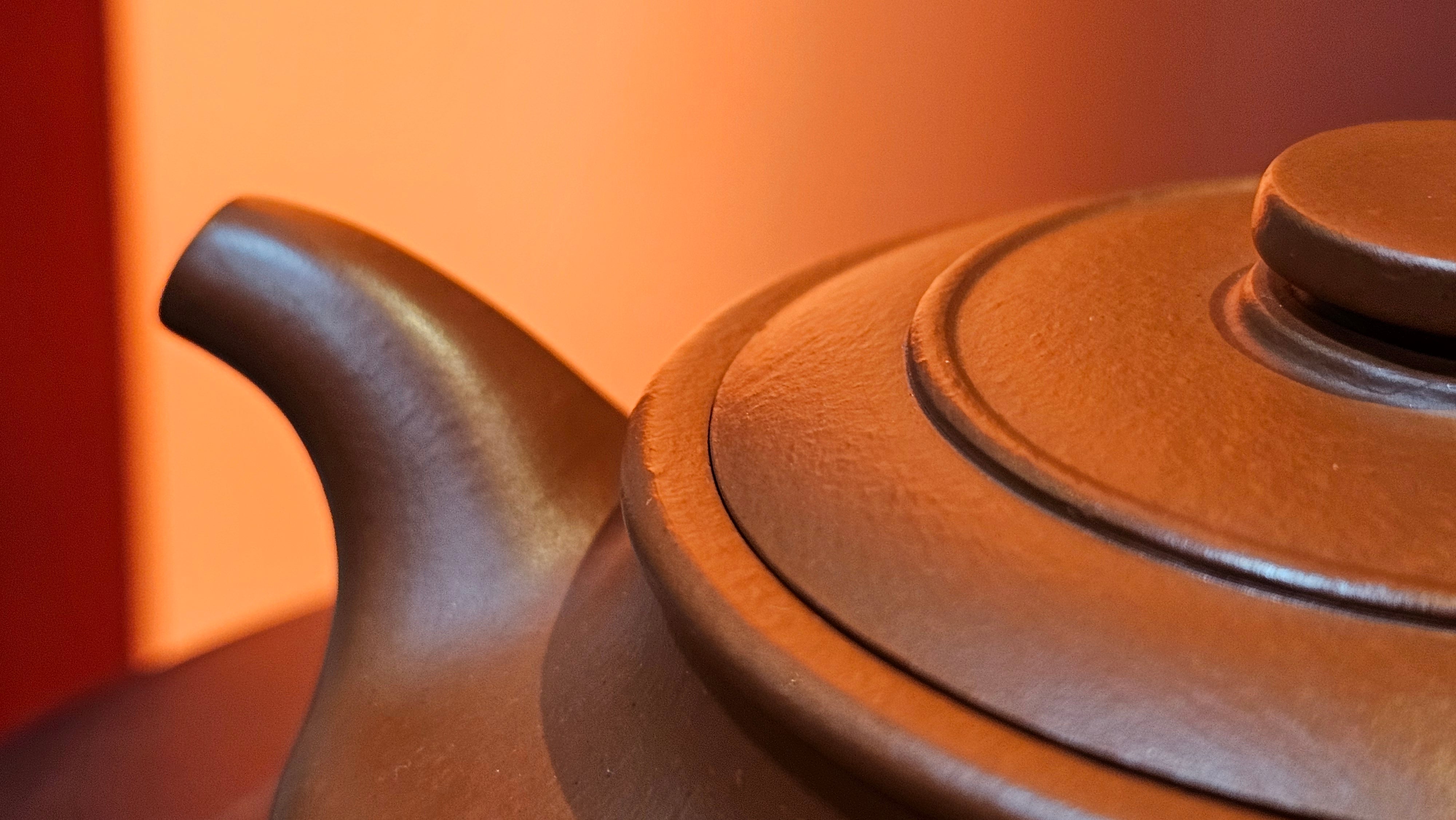 Hua Ting 华庭, 203.8ml (complex, large: 14cm long, 10cm wide), Xiao Mei Yao Zhu Ni 小煤窑朱泥,  by Craftsman Chen Yue Fei 陈跃飞, Engraving by Craftsman Yi De Shu 一德书 ~ Congratulations to Mr T.M.! 1229hrs 11th Sept 2025, Casper, WY!