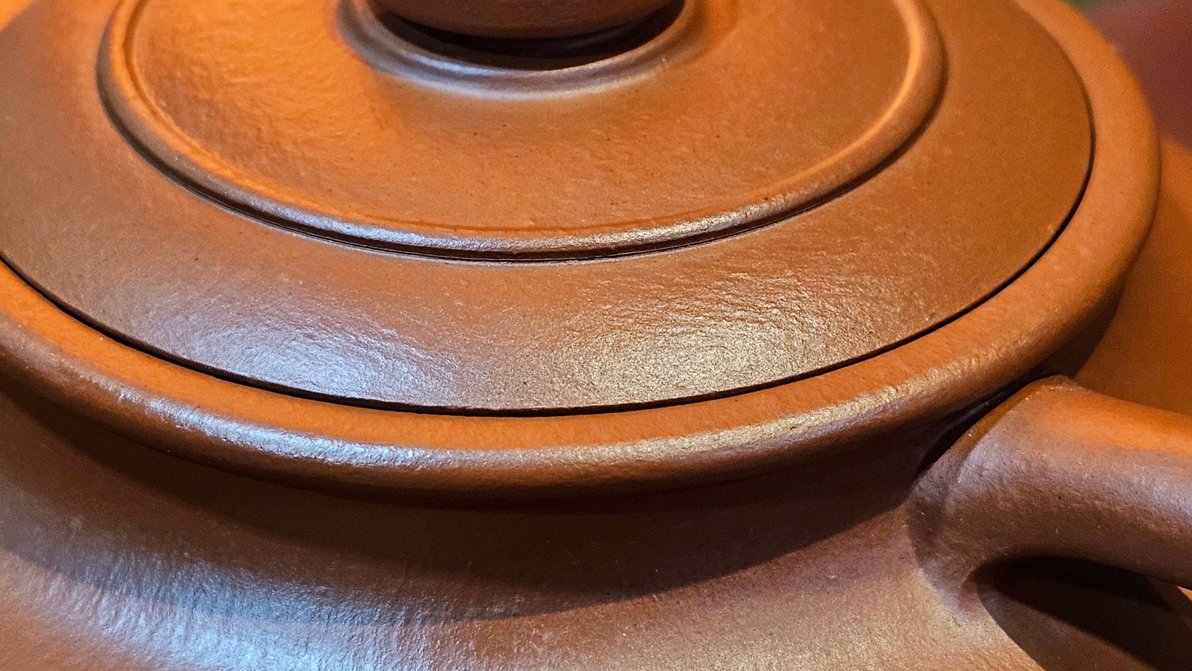 Hua Ting 华庭, 203.8ml (complex, large: 14cm long, 10cm wide), Xiao Mei Yao Zhu Ni 小煤窑朱泥,  by Craftsman Chen Yue Fei 陈跃飞, Engraving by Craftsman Yi De Shu 一德书 ~ Congratulations to Mr T.M.! 1229hrs 11th Sept 2025, Casper, WY!