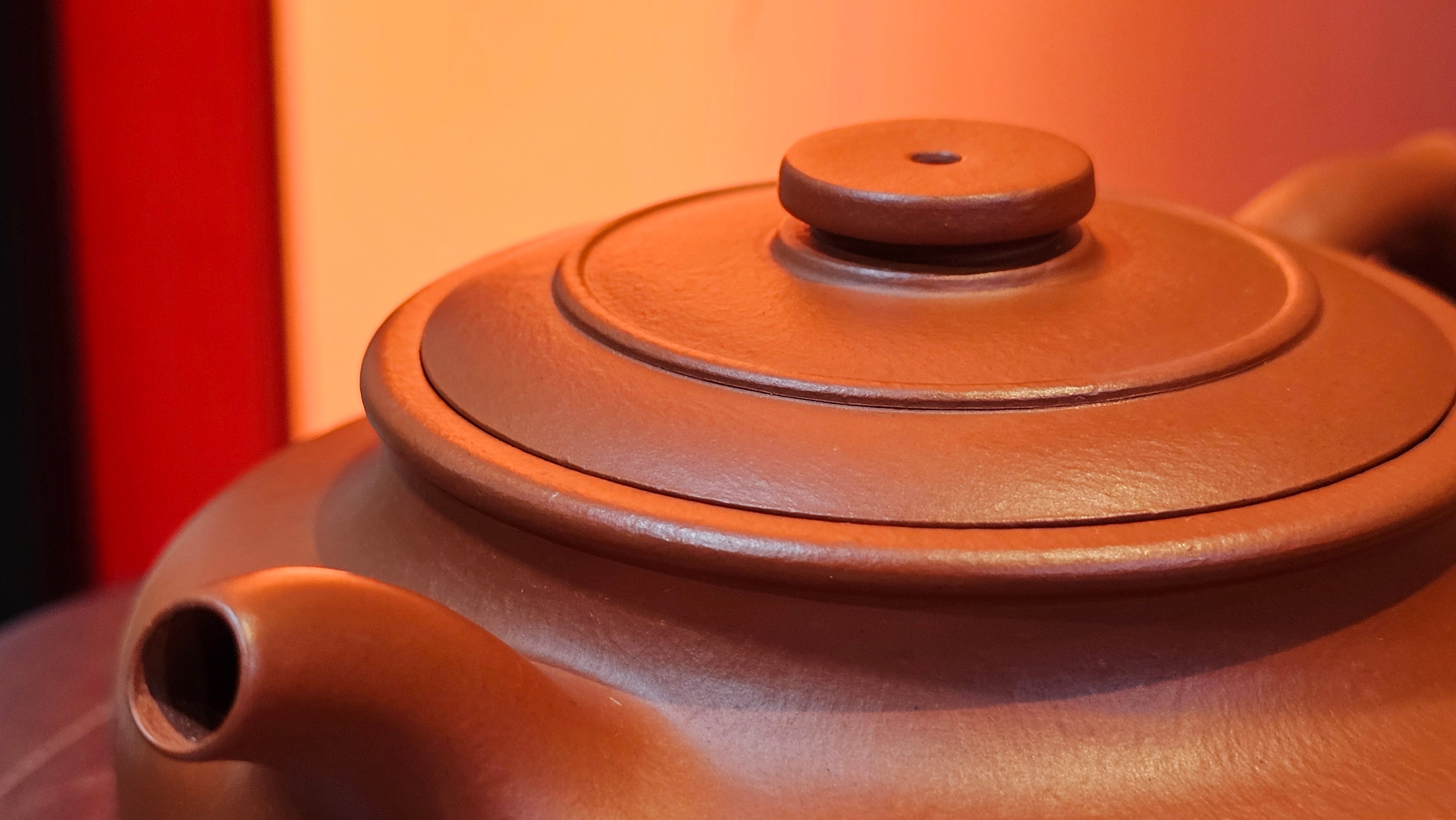 Hua Ting 华庭, 203.8ml (complex, large: 14cm long, 10cm wide), Xiao Mei Yao Zhu Ni 小煤窑朱泥,  by Craftsman Chen Yue Fei 陈跃飞, Engraving by Craftsman Yi De Shu 一德书 ~ Congratulations to Mr T.M.! 1229hrs 11th Sept 2025, Casper, WY!