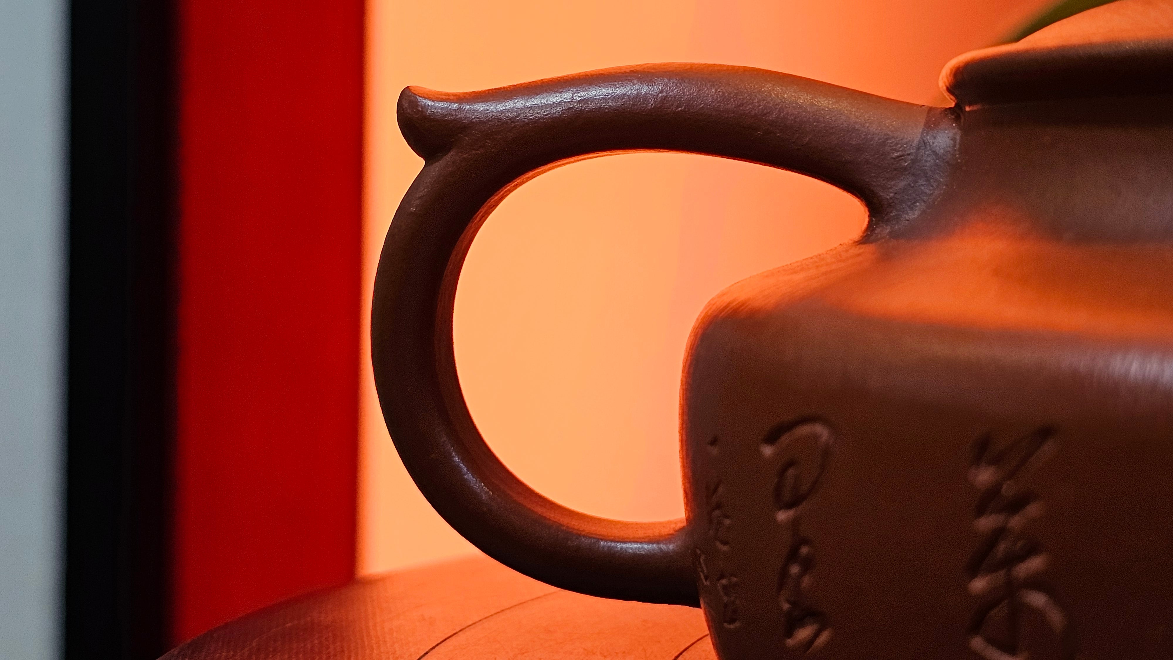 Hua Ting 华庭, 203.8ml (complex, large: 14cm long, 10cm wide), Xiao Mei Yao Zhu Ni 小煤窑朱泥,  by Craftsman Chen Yue Fei 陈跃飞, Engraving by Craftsman Yi De Shu 一德书 ~ Congratulations to Mr T.M.! 1229hrs 11th Sept 2025, Casper, WY!