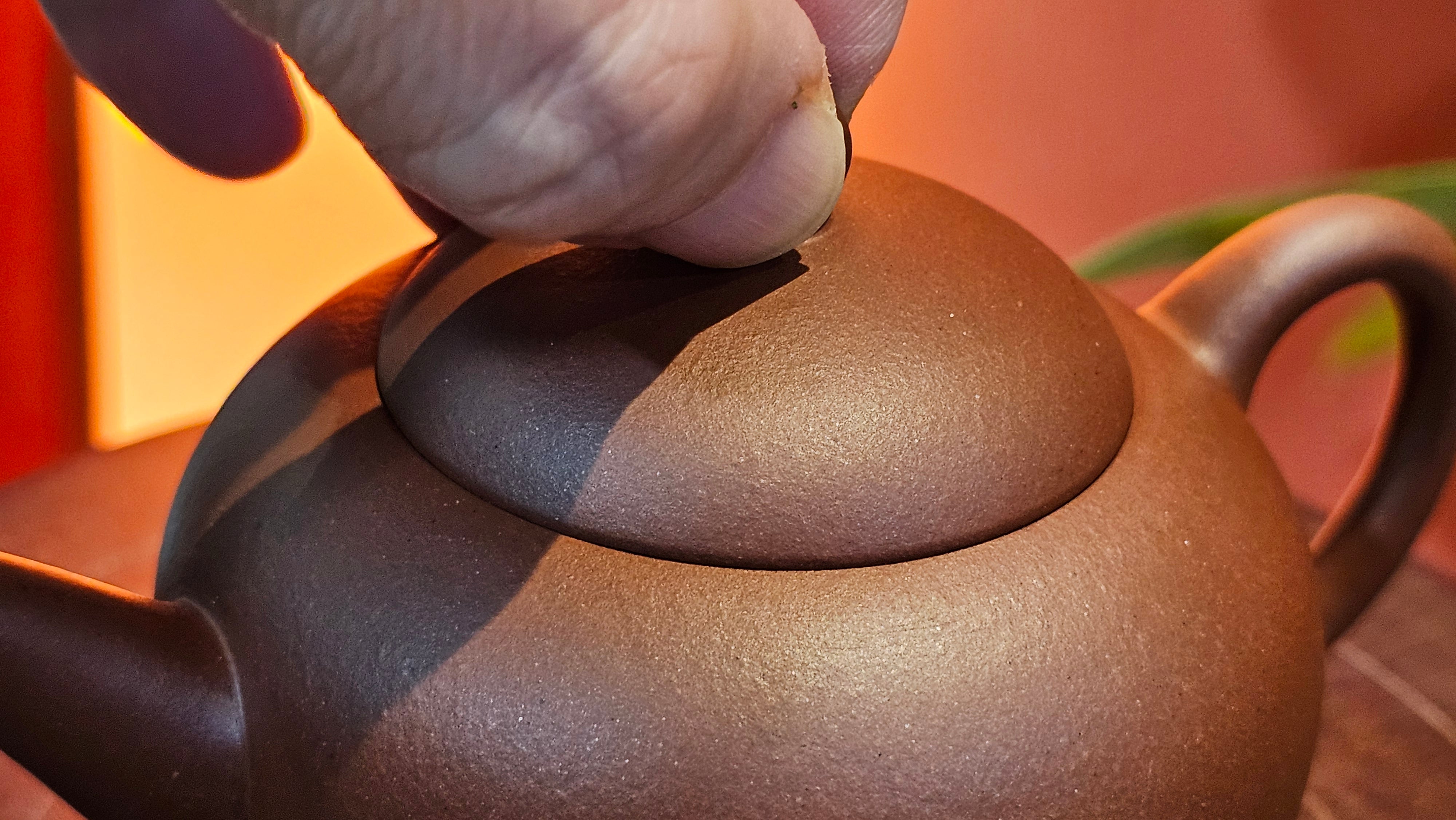 Shui Ping 水平, 160.6ml, Di Cao Qing Zi Ni 底槽青紫泥, by Craftsman Gu Xiao Ming 顾小明 ~ Congratulations!to Mr M.R.! 0004hrs 22nd August 2025, Leicester, UK🇬🇧.