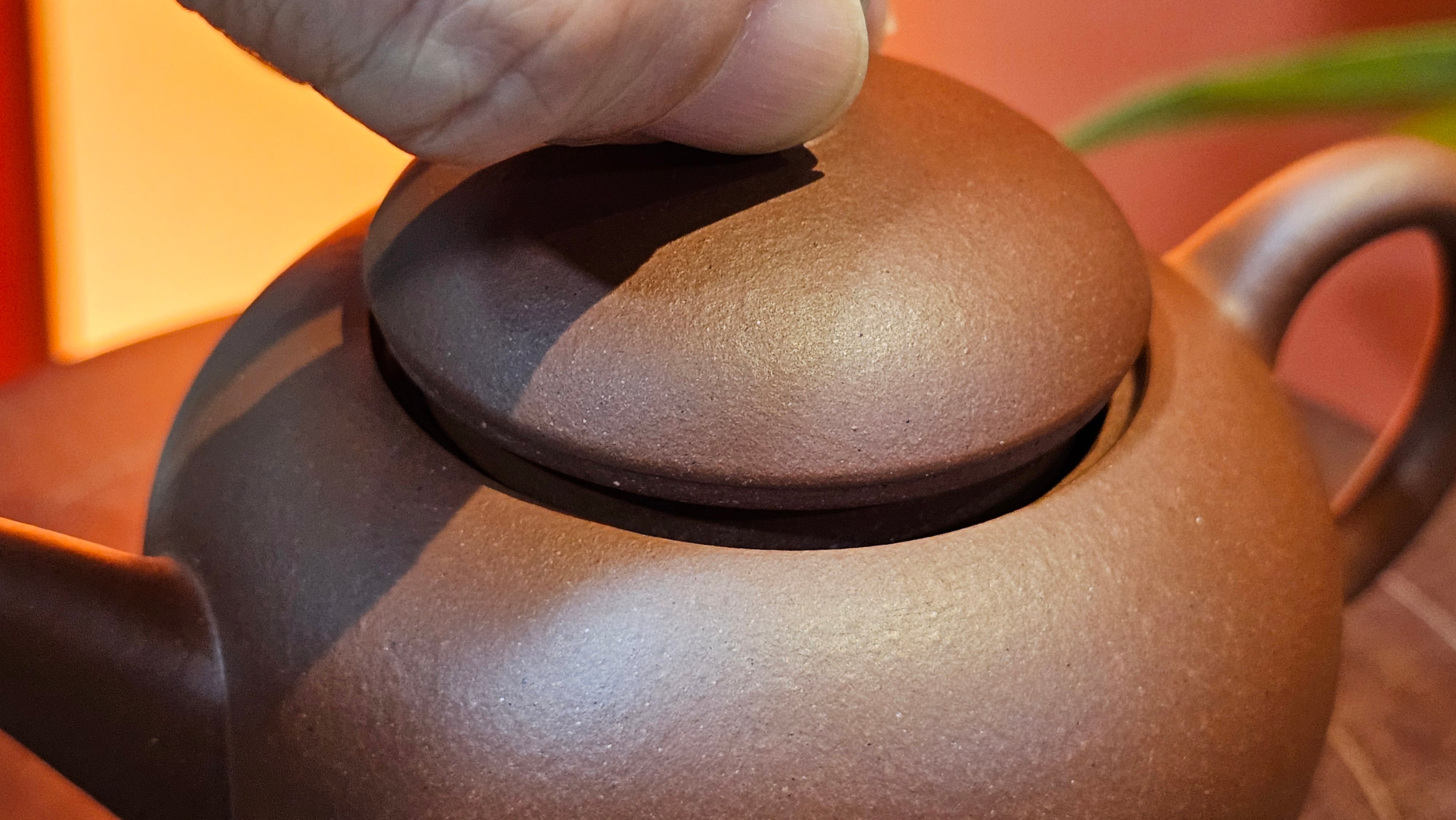 Shui Ping 水平, 160.6ml, Di Cao Qing Zi Ni 底槽青紫泥, by Craftsman Gu Xiao Ming 顾小明 ~ Congratulations!to Mr M.R.! 0004hrs 22nd August 2025, Leicester, UK🇬🇧.