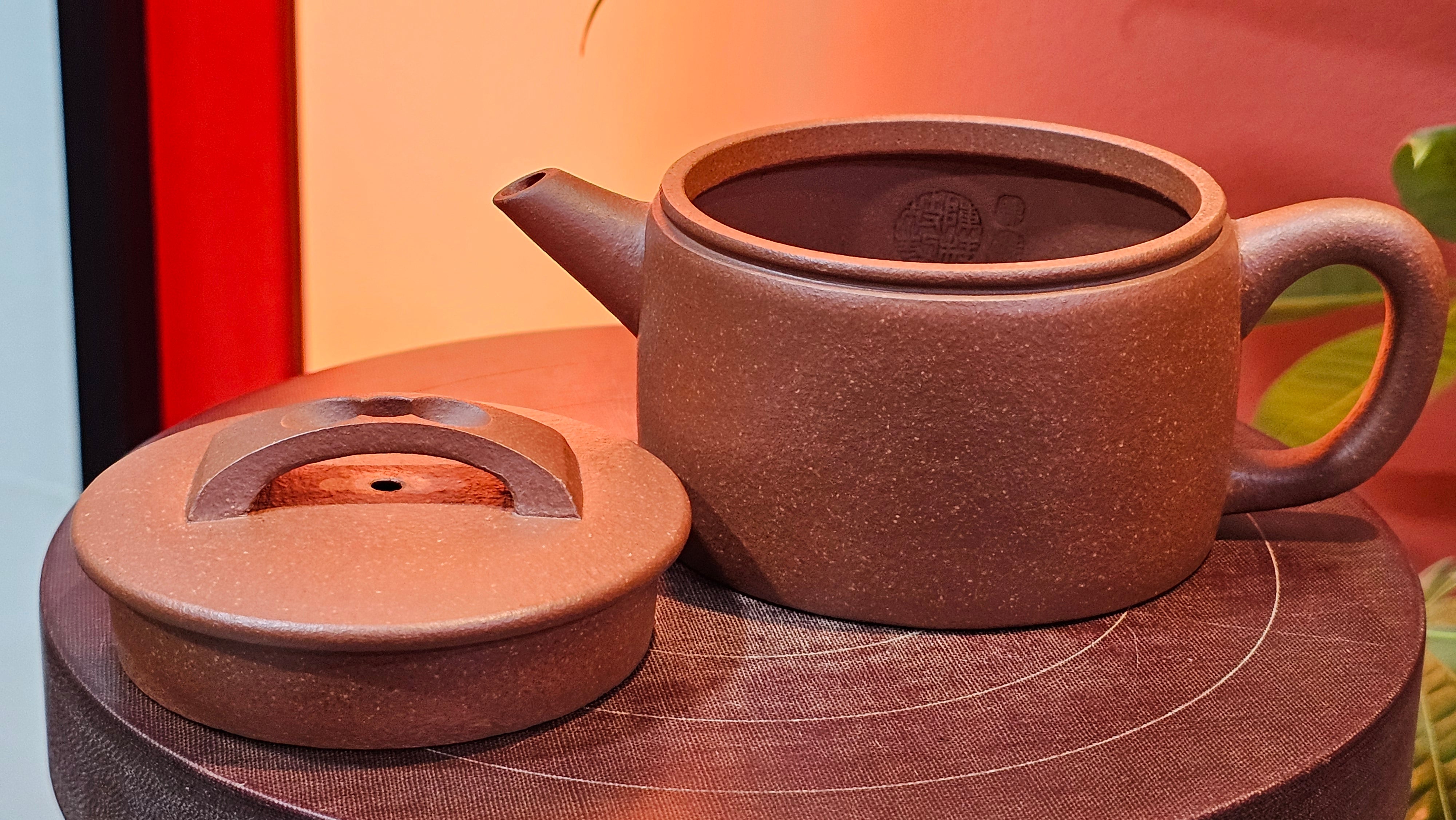 Han Wa 汉瓦 (Classic Standard Han Wa), 167.9ml, Hong Jiang Po Ni, by Craftsman Chen Gui Zhi 陈桂枝 (Red JiangPoNi rarer than Yellow JiangPoNi, XiaoMeiYao & ZhaoZhuang ZhuNi) ~ Congratulations!to Mr S.S.! 1401hrs 24th Sept 2025! India🇮🇳!