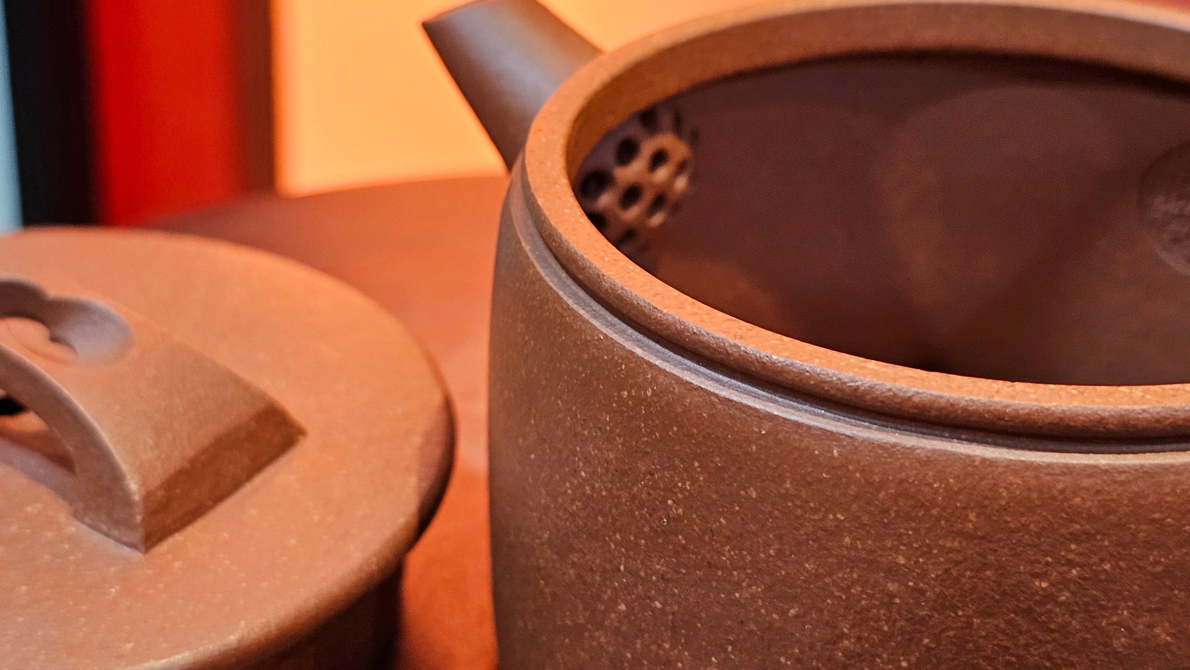 Han Wa 汉瓦 (Classic Standard Han Wa), 167.9ml, Hong Jiang Po Ni, by Craftsman Chen Gui Zhi 陈桂枝 (Red JiangPoNi rarer than Yellow JiangPoNi, XiaoMeiYao & ZhaoZhuang ZhuNi) ~ Congratulations!to Mr S.S.! 1401hrs 24th Sept 2025! India🇮🇳!