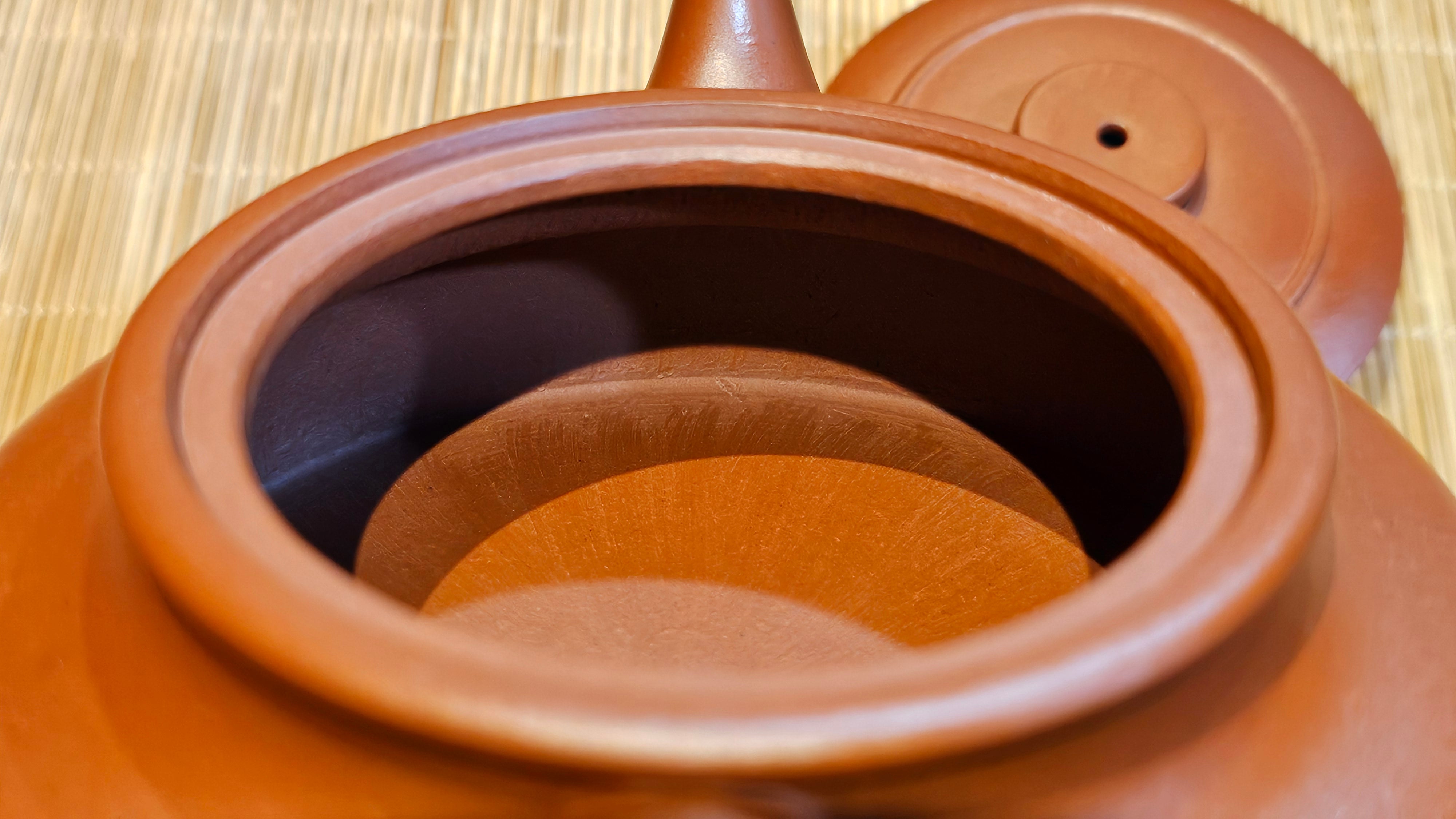 Hua Ting 华庭, 203.8ml (complex, large: 14cm long, 10cm wide), Xiao Mei Yao Zhu Ni 小煤窑朱泥,  by Craftsman Chen Yue Fei 陈跃飞, Engraving by Craftsman Yi De Shu 一德书 ~ Congratulations to Mr T.M.! 1229hrs 11th Sept 2025, Casper, WY!