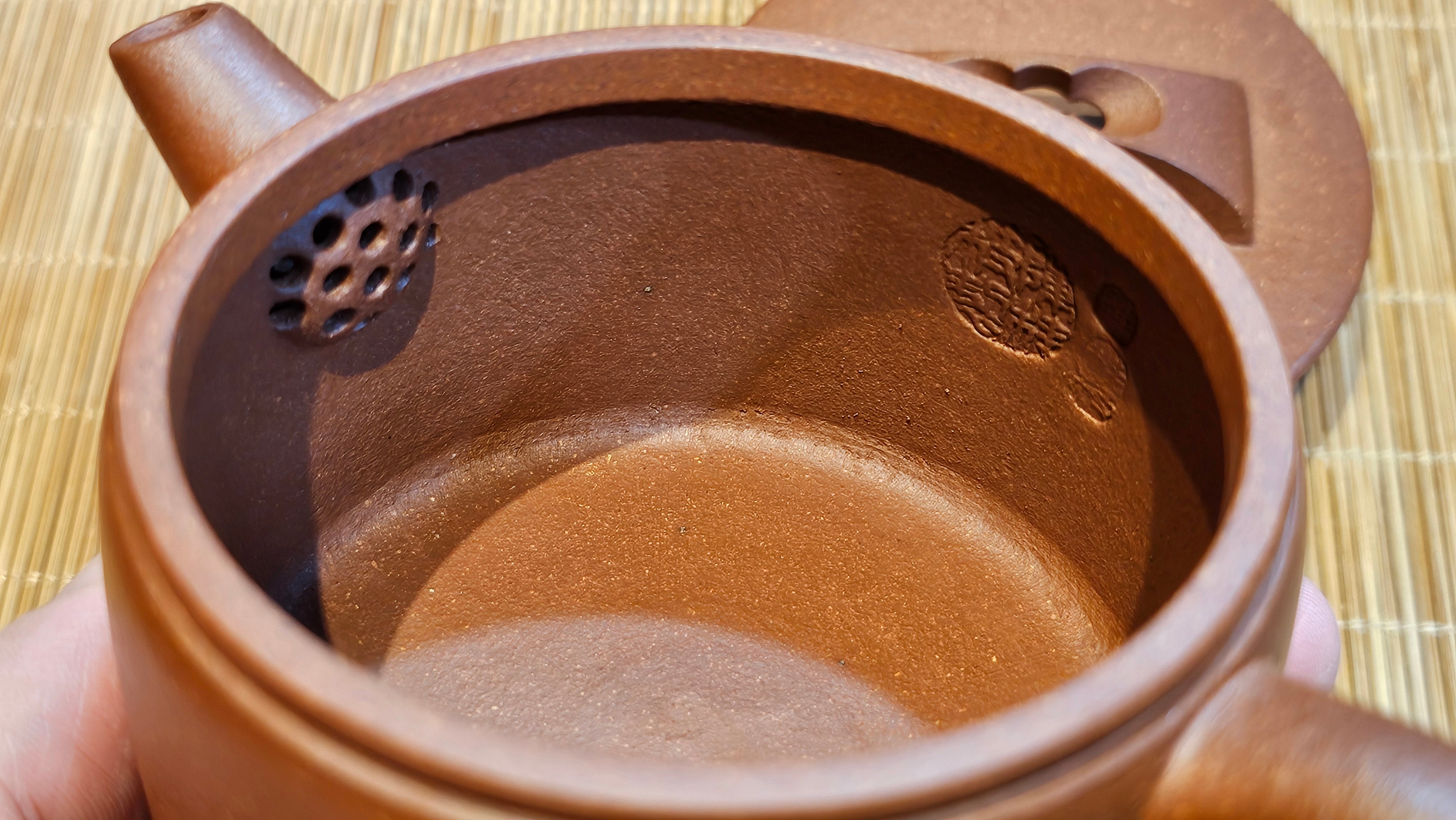 Han Wa 汉瓦 (Classic Standard Han Wa), 167.9ml, Hong Jiang Po Ni, by Craftsman Chen Gui Zhi 陈桂枝 (Red JiangPoNi rarer than Yellow JiangPoNi, XiaoMeiYao & ZhaoZhuang ZhuNi) ~ Congratulations!to Mr S.S.! 1401hrs 24th Sept 2025! India🇮🇳!