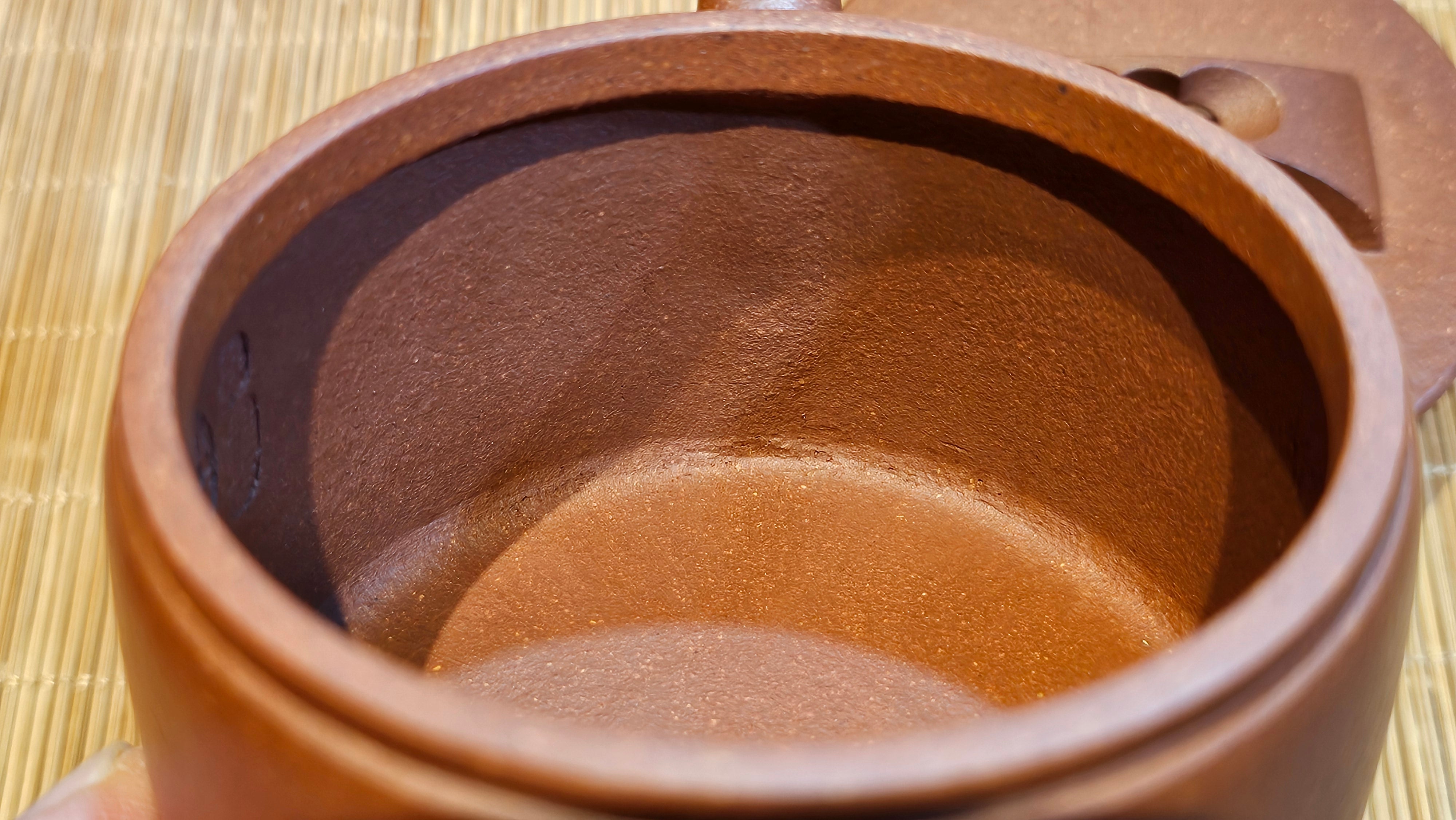 Han Wa 汉瓦 (Classic Standard Han Wa), 167.9ml, Hong Jiang Po Ni, by Craftsman Chen Gui Zhi 陈桂枝 (Red JiangPoNi rarer than Yellow JiangPoNi, XiaoMeiYao & ZhaoZhuang ZhuNi) ~ Congratulations!to Mr S.S.! 1401hrs 24th Sept 2025! India🇮🇳!