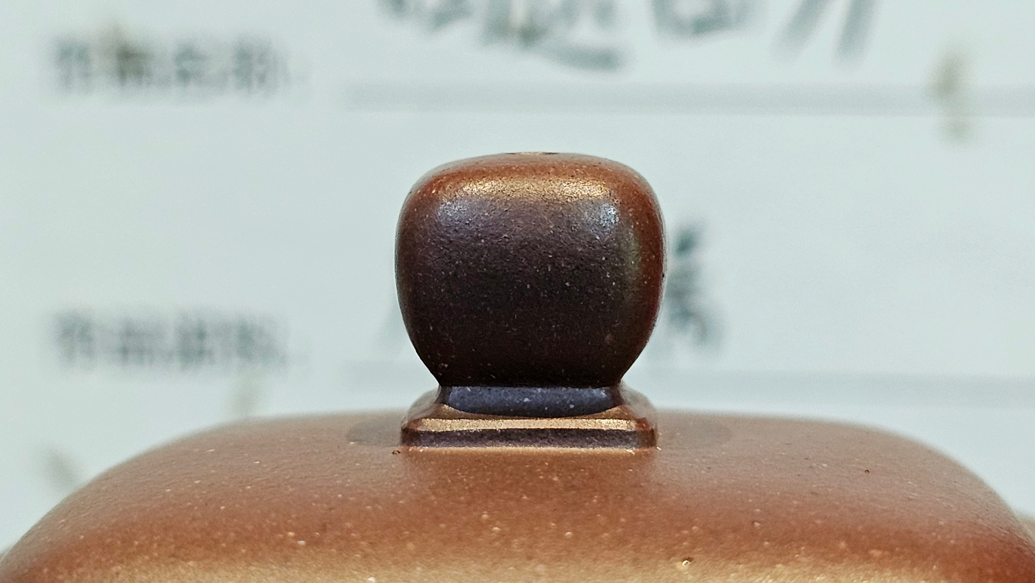 《鸣远四方》"Ming Yuan Si Fang", 348.9ml, Di Cao Qing Zi Ni 底槽青紫泥, by L2A Senior Consummate Artist Yuan Hui 袁辉 ~ Congratulations!to Dr L.L., 0858hrs 24th August 2025, Ventura, CA!