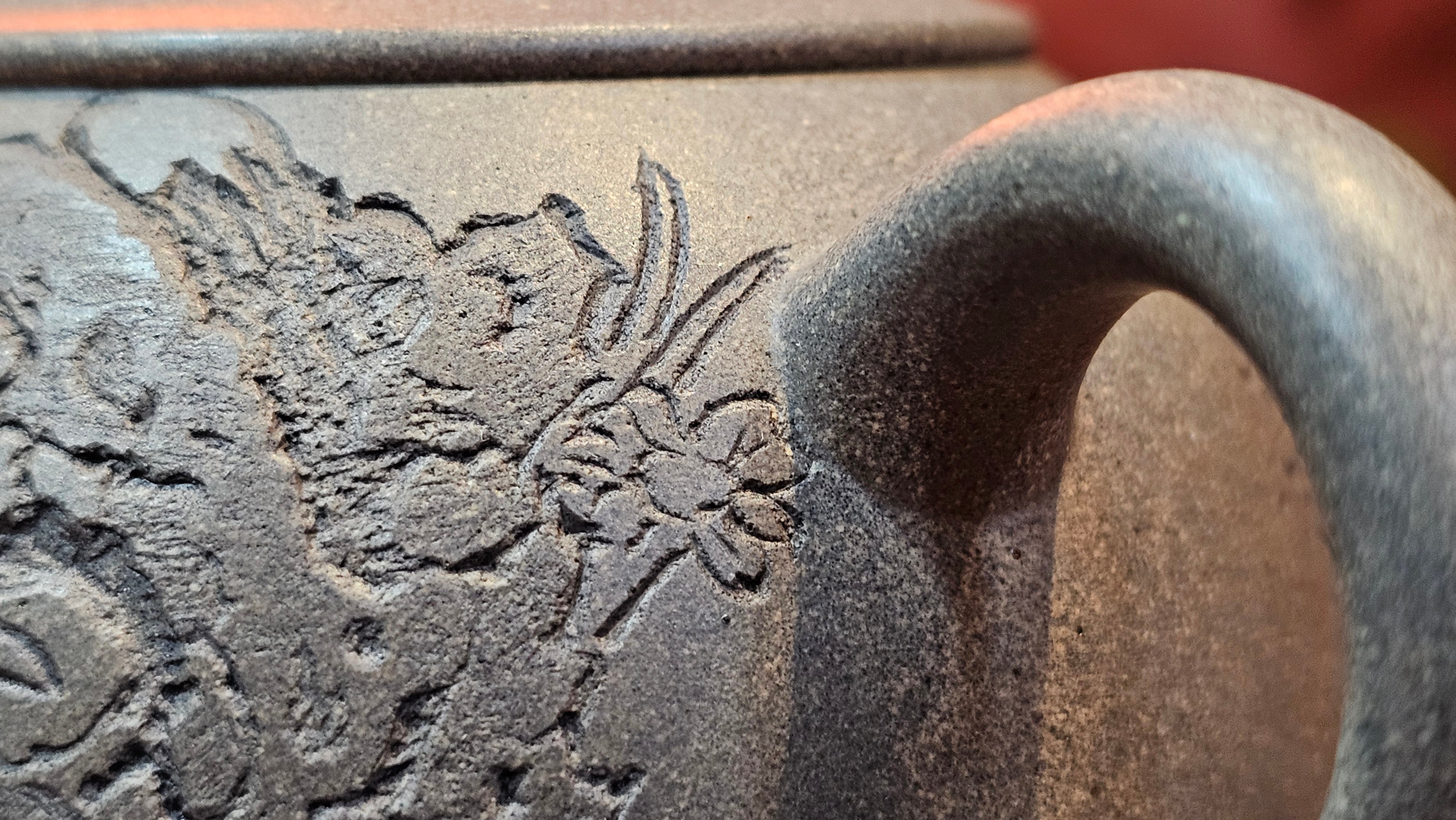 Ban Yue Hu《半月壶》~ "Half Moon Pot", 138.3ml, Qing Hui Duan 青灰段泥, by our Craftsman Zhang Huan 张欢, "Qing Gong Tu" Engraving by Craftsman Nan Shan Lao Ren 南山老人 ~ Congrats to!Tea Sommr A.M., 2054hrs 22nd August 2025, Padua! Italy🇮🇹.