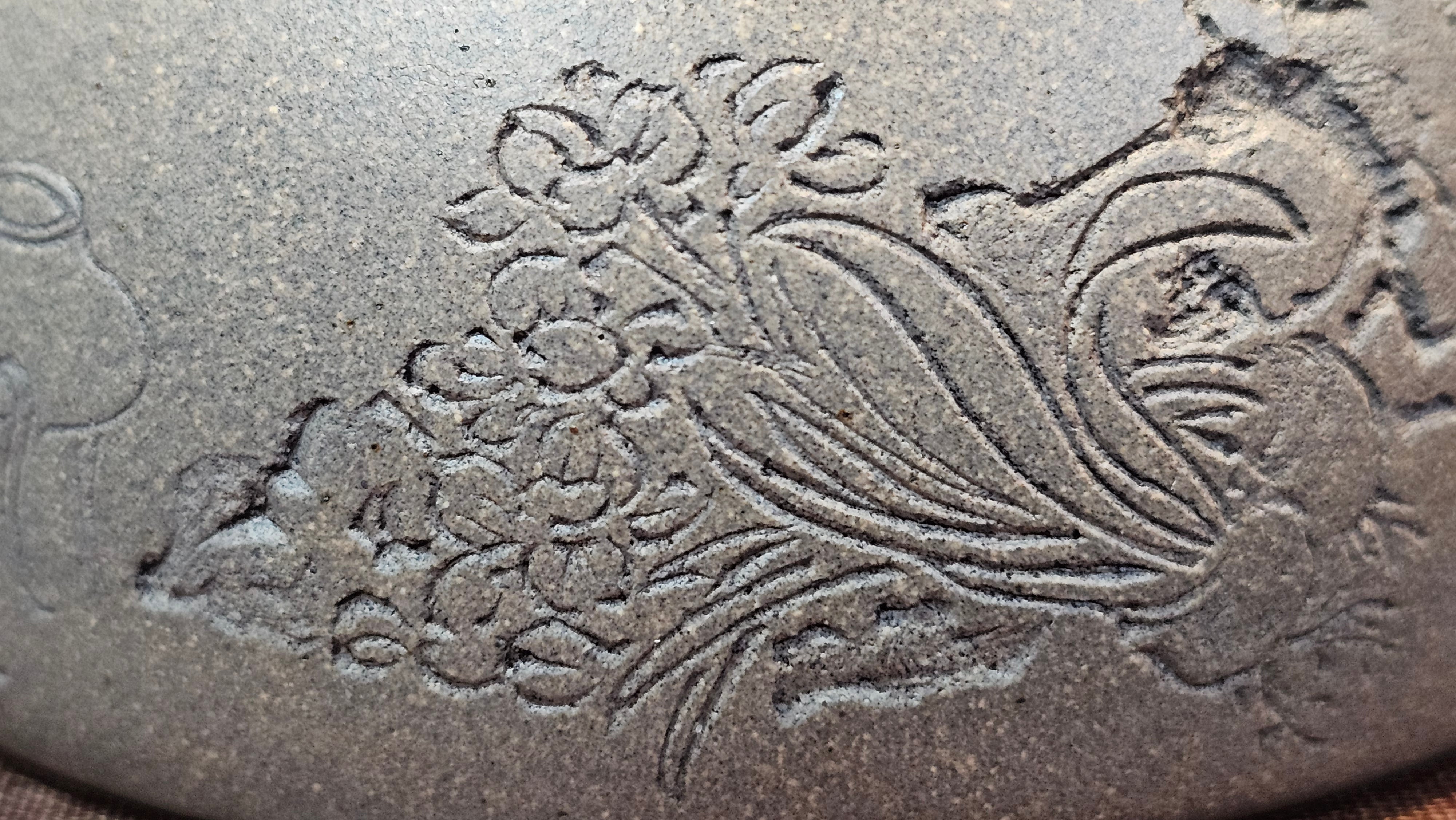 Ban Yue Hu《半月壶》~ "Half Moon Pot", 138.3ml, Qing Hui Duan 青灰段泥, by our Craftsman Zhang Huan 张欢, "Qing Gong Tu" Engraving by Craftsman Nan Shan Lao Ren 南山老人 ~ Congrats to!Tea Sommr A.M., 2054hrs 22nd August 2025, Padua! Italy🇮🇹.