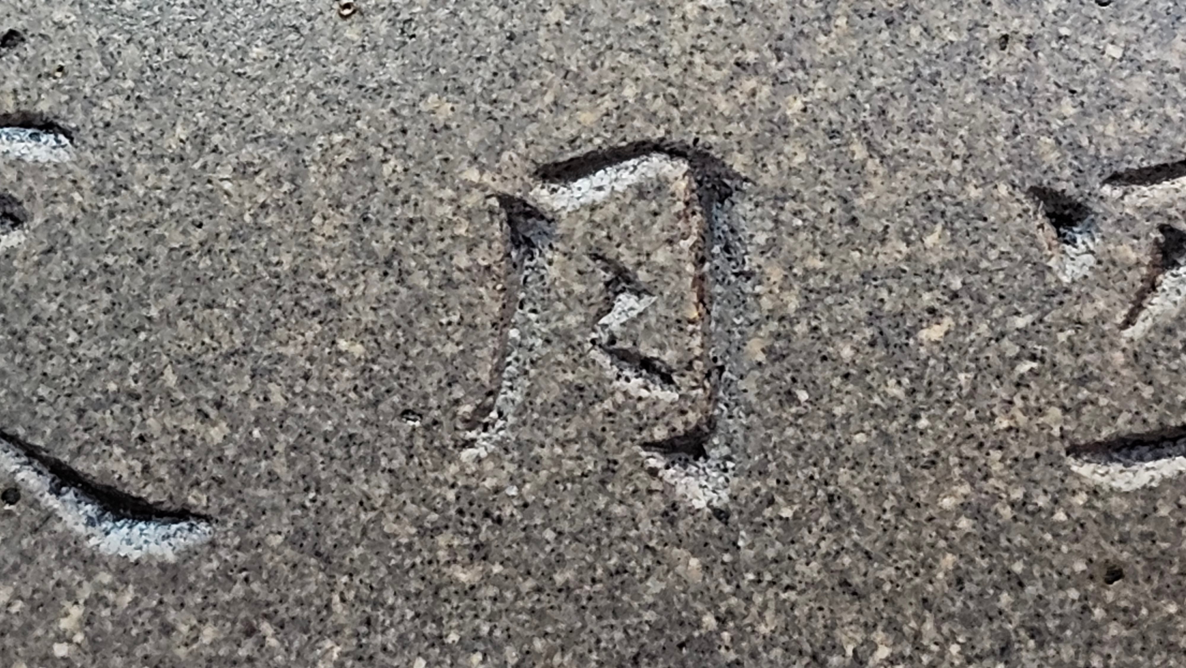 Ban Yue Hu《半月壶》~ "Half Moon Pot", 138.3ml, Qing Hui Duan 青灰段泥, by our Craftsman Zhang Huan 张欢, "Qing Gong Tu" Engraving by Craftsman Nan Shan Lao Ren 南山老人 ~ Congrats to!Tea Sommr A.M., 2054hrs 22nd August 2025, Padua! Italy🇮🇹.