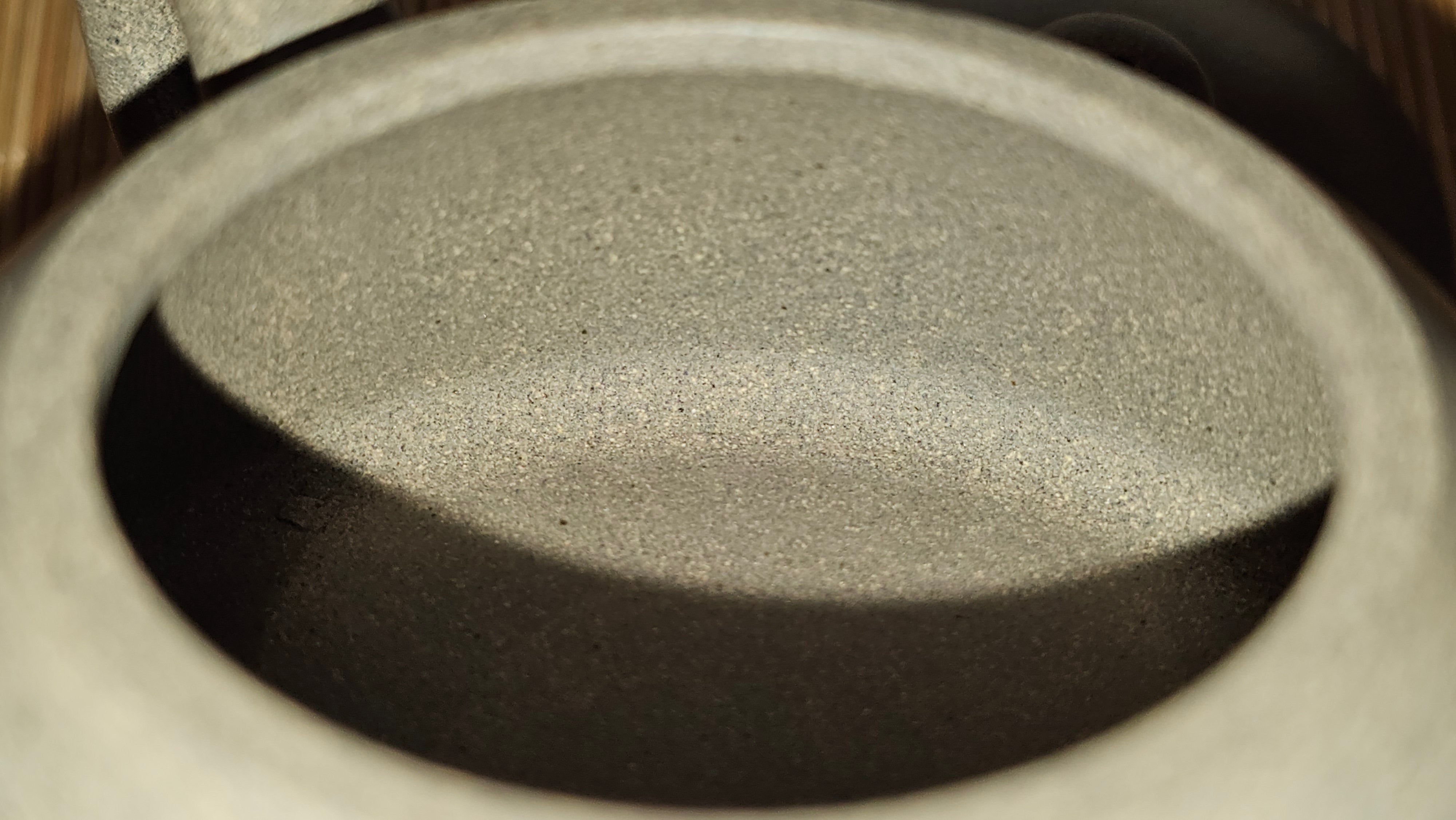 Ban Yue Hu《半月壶》~ "Half Moon Pot", 138.3ml, Qing Hui Duan 青灰段泥, by our Craftsman Zhang Huan 张欢, "Qing Gong Tu" Engraving by Craftsman Nan Shan Lao Ren 南山老人 ~ Congrats to!Tea Sommr A.M., 2054hrs 22nd August 2025, Padua! Italy🇮🇹.