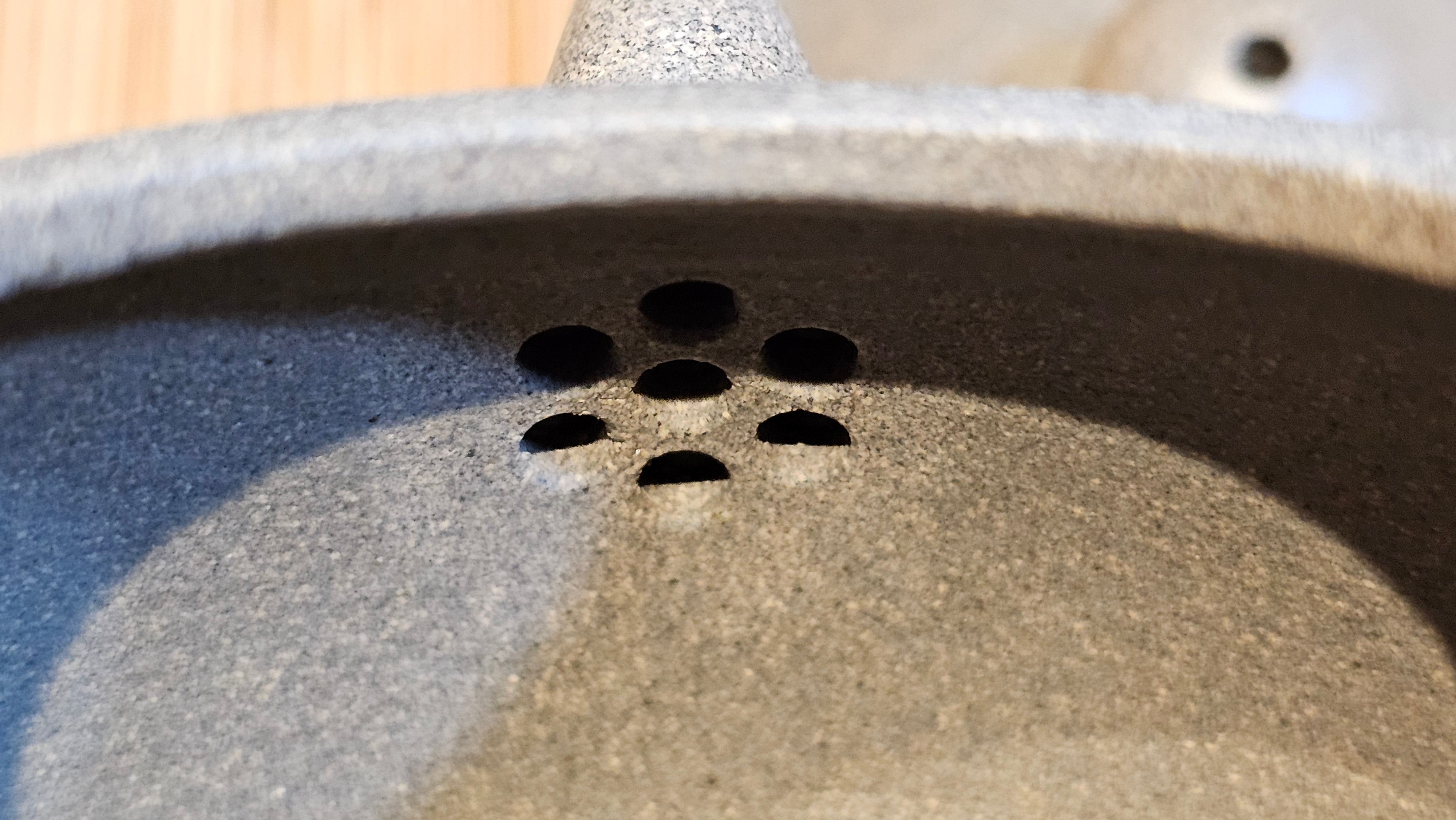 Ban Yue Hu《半月壶》~ "Half Moon Pot", 138.3ml, Qing Hui Duan 青灰段泥, by our Craftsman Zhang Huan 张欢, "Qing Gong Tu" Engraving by Craftsman Nan Shan Lao Ren 南山老人 ~ Congrats to!Tea Sommr A.M., 2054hrs 22nd August 2025, Padua! Italy🇮🇹.