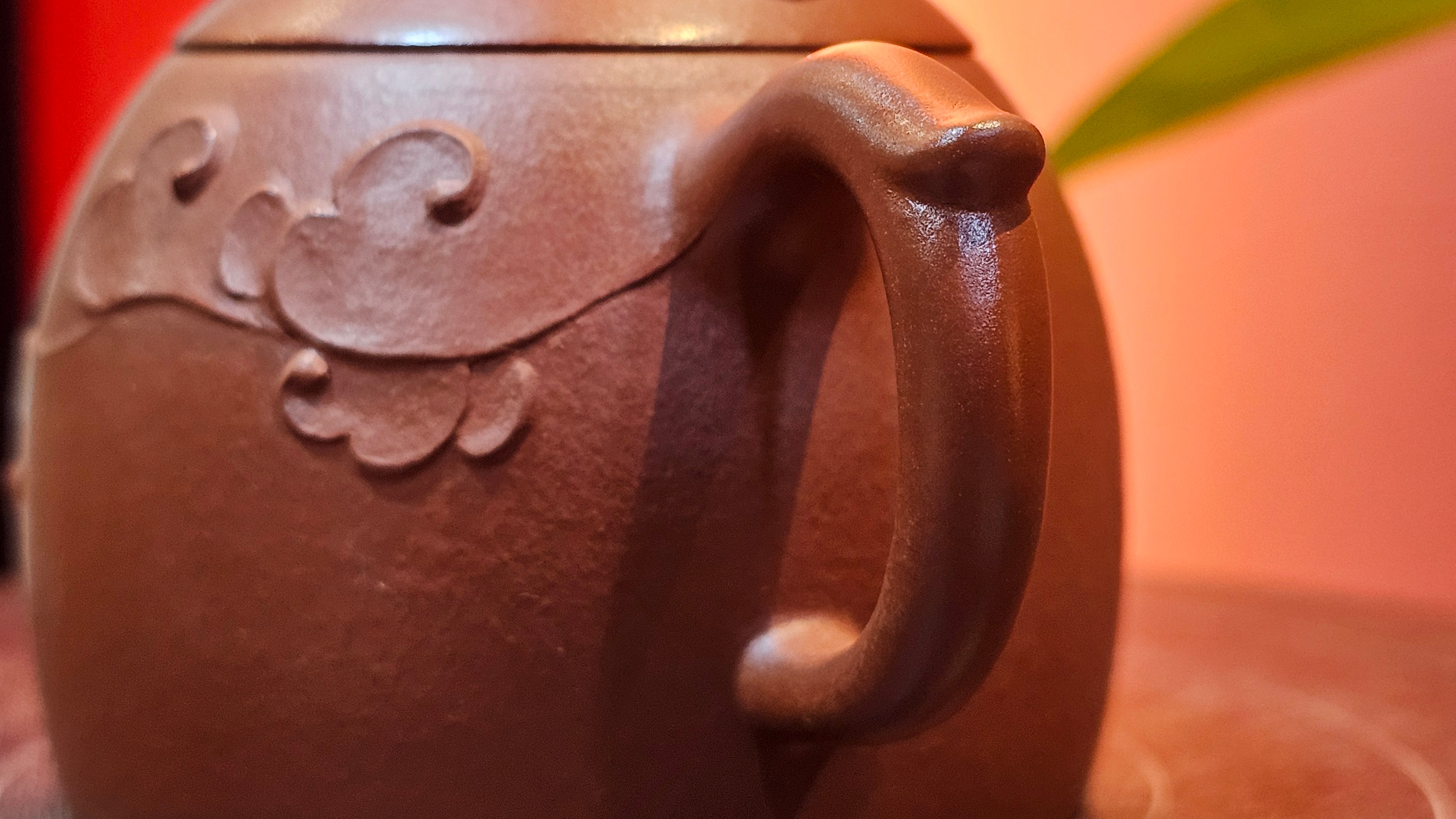 Mini! Qin Quan 秦权, with Oriental Clouds Embellishments 云朵贴花工艺, 116.2ml, Xiao Mei Yao Zhu Ni , by Craftsman Chen Yue Fei 陈跃飞 ~ Congratulations!to Mr M.G.! 2130hrs 22nd August 2025, Puteaux! France🇫🇷.