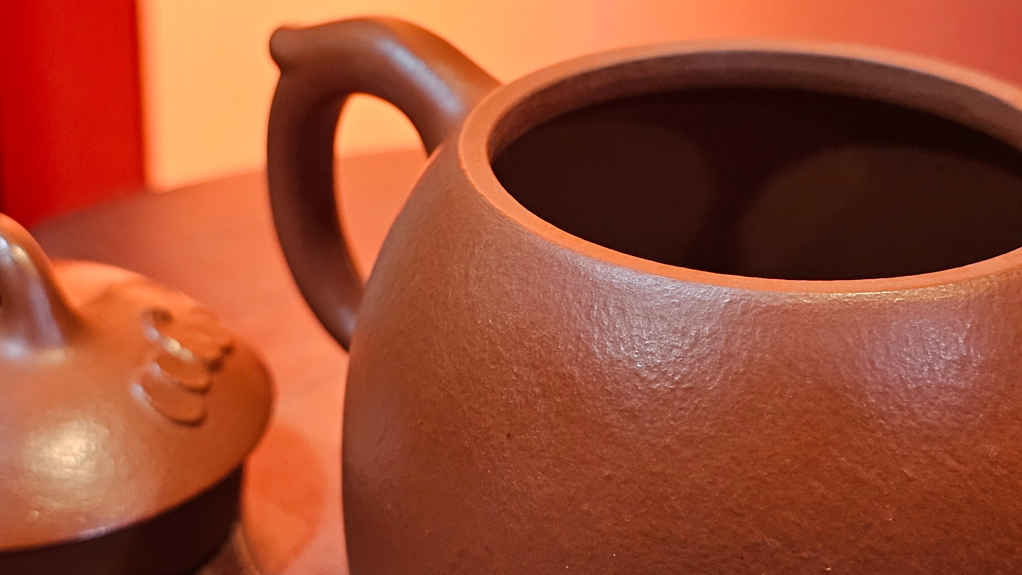 Mini! Qin Quan 秦权, with Oriental Clouds Embellishments 云朵贴花工艺, 116.2ml, Xiao Mei Yao Zhu Ni , by Craftsman Chen Yue Fei 陈跃飞 ~ Congratulations!to Mr M.G.! 2130hrs 22nd August 2025, Puteaux! France🇫🇷.