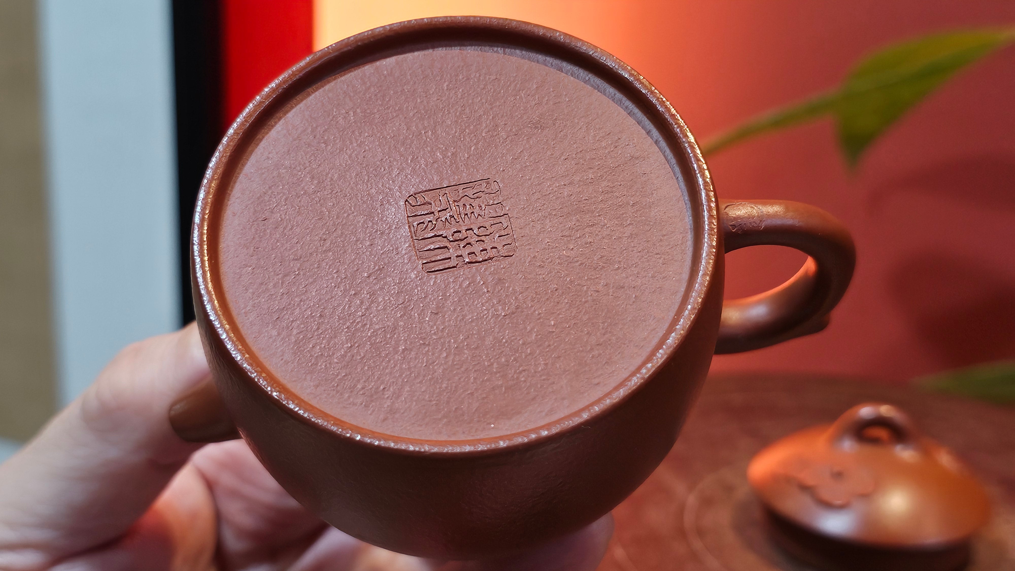 Mini! Qin Quan 秦权, with Oriental Clouds Embellishments 云朵贴花工艺, 116.2ml, Xiao Mei Yao Zhu Ni , by Craftsman Chen Yue Fei 陈跃飞 ~ Congratulations!to Mr M.G.! 2130hrs 22nd August 2025, Puteaux! France🇫🇷.