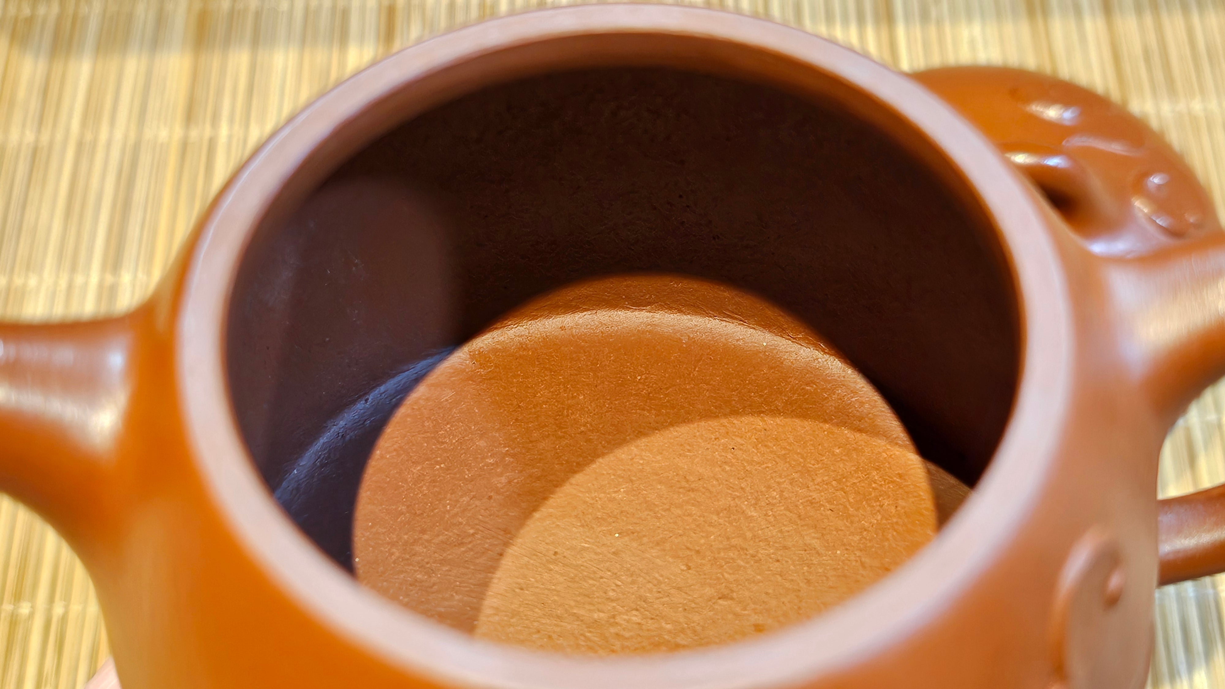 Mini! Qin Quan 秦权, with Oriental Clouds Embellishments 云朵贴花工艺, 116.2ml, Xiao Mei Yao Zhu Ni , by Craftsman Chen Yue Fei 陈跃飞 ~ Congratulations!to Mr M.G.! 2130hrs 22nd August 2025, Puteaux! France🇫🇷.