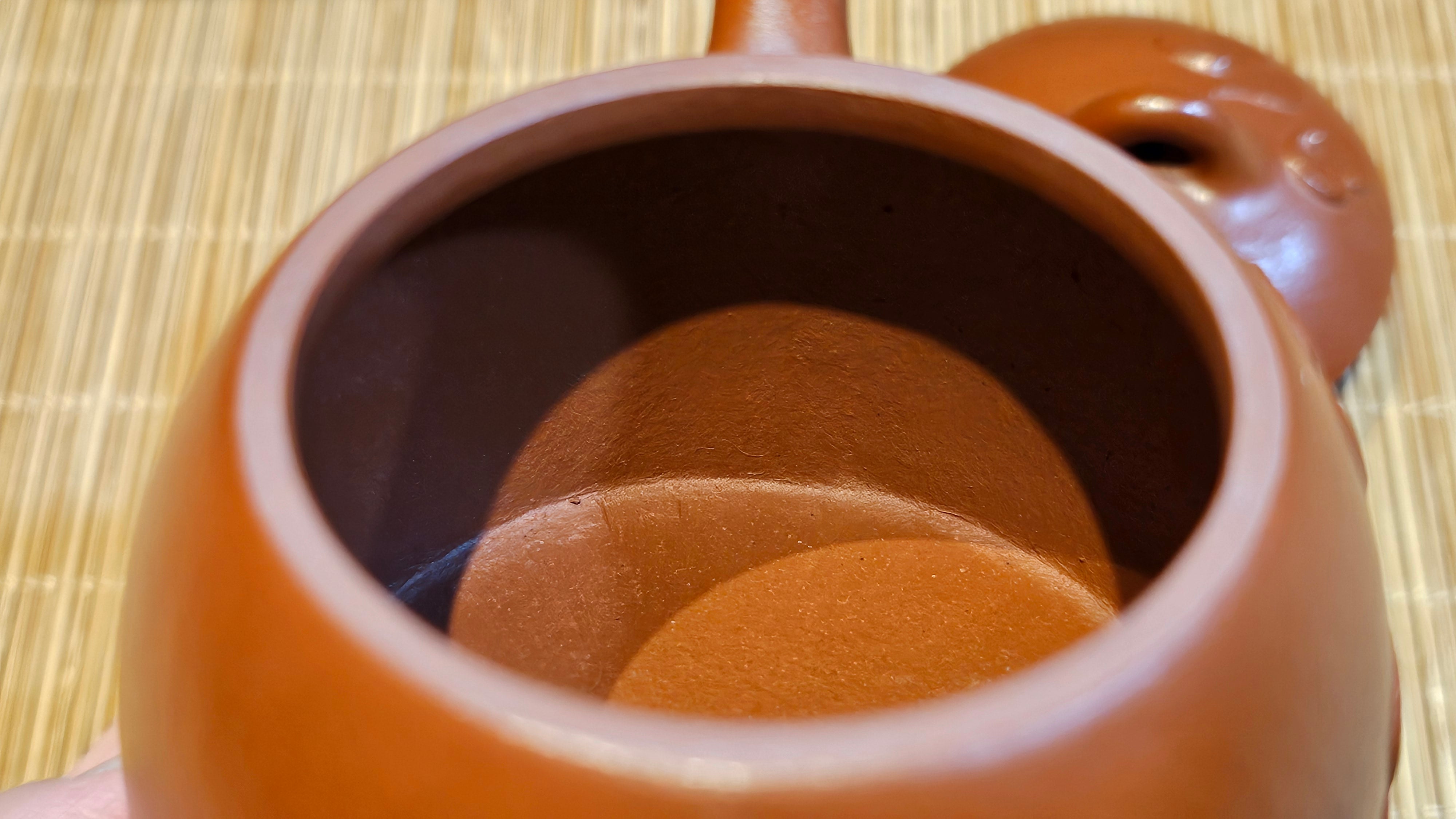 Mini! Qin Quan 秦权, with Oriental Clouds Embellishments 云朵贴花工艺, 116.2ml, Xiao Mei Yao Zhu Ni , by Craftsman Chen Yue Fei 陈跃飞 ~ Congratulations!to Mr M.G.! 2130hrs 22nd August 2025, Puteaux! France🇫🇷.